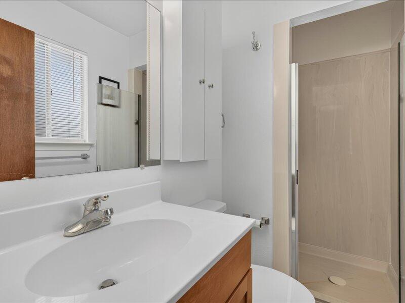 Photo 16 — 6208 Christy Avenue NE