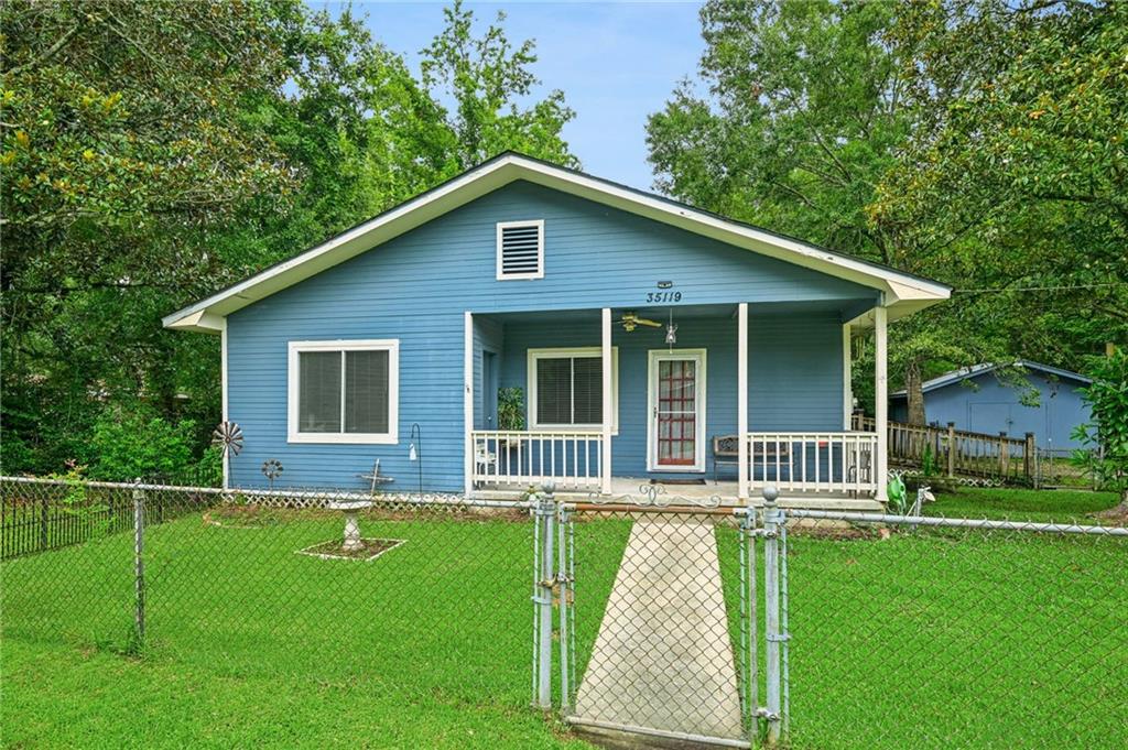 Photo 1 of Single family home for sale at 35119 Highway 433 Rd, Slidell, LA 70460 | MLS# 2568024 | Listing updated on 2026-09-21