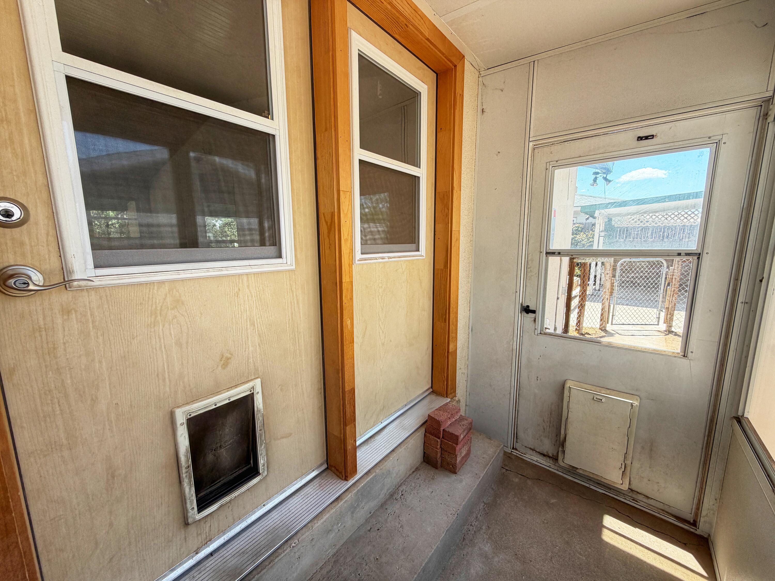 Photo 14 — 2911 Madeira Drive NE