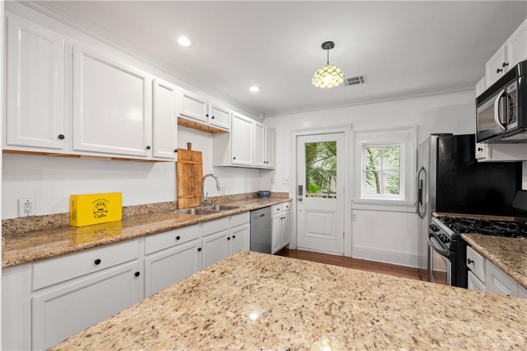 Photo 2 of Condo for sale at 2033 Coliseum St #2, New Orleans, LA 70130 | MLS# 2568083 | Listing updated on 2026-09-17