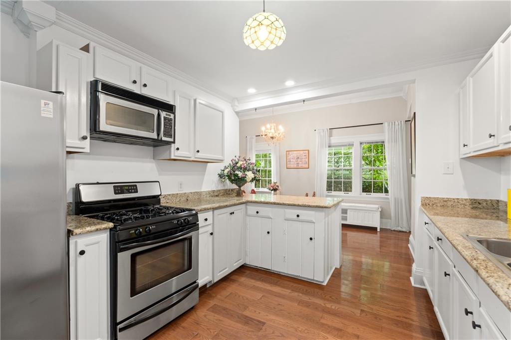 Photo 3 of Condo for sale at 2033 Coliseum St #2, New Orleans, LA 70130 | MLS# 2568083 | Listing updated on 2026-09-17