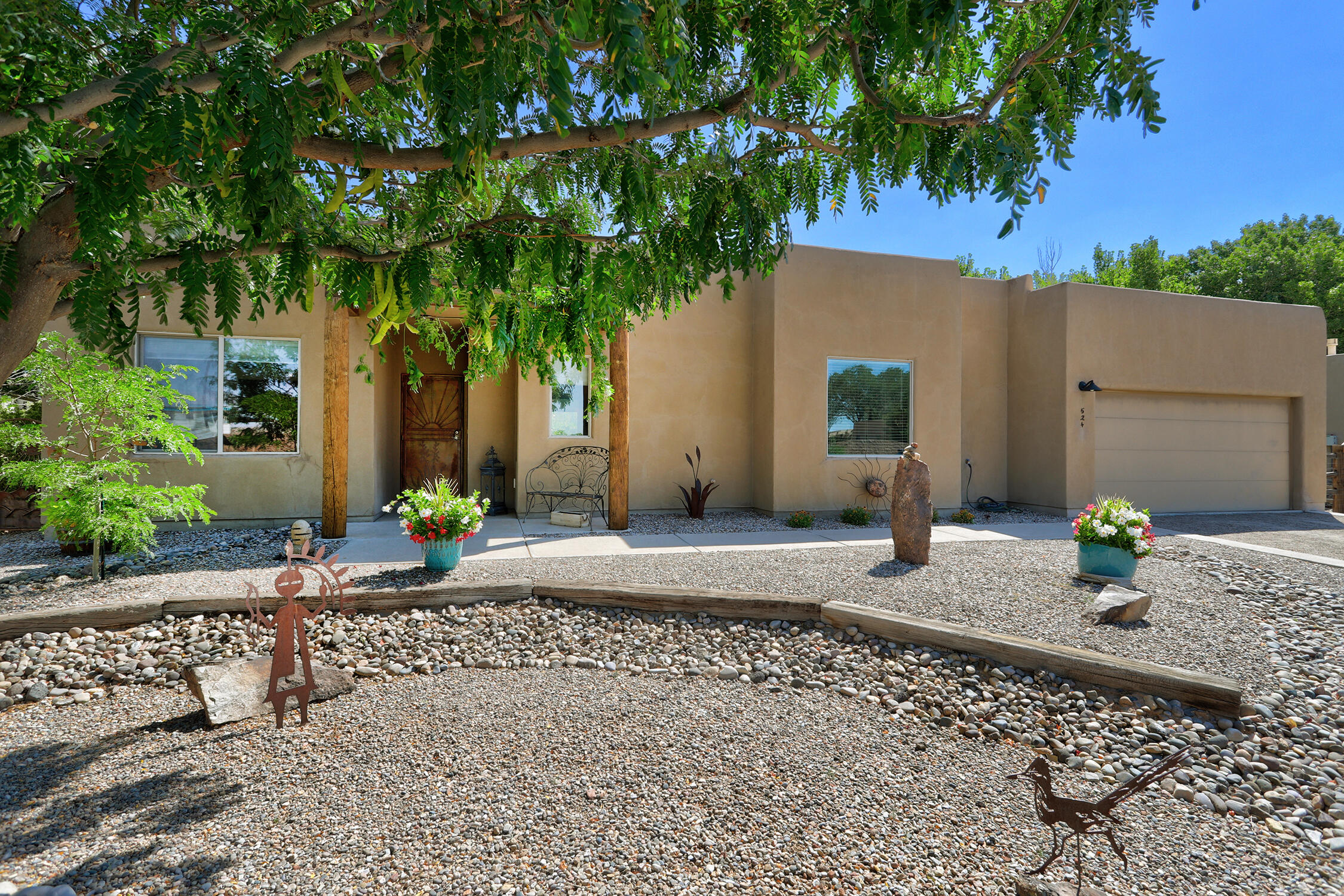 Photo 3 of Single family home for sale at 524 Avenida Los Suenos, Bernalillo, NM 87004 | MLS# 1107477 | Listing updated on 2026-10-01