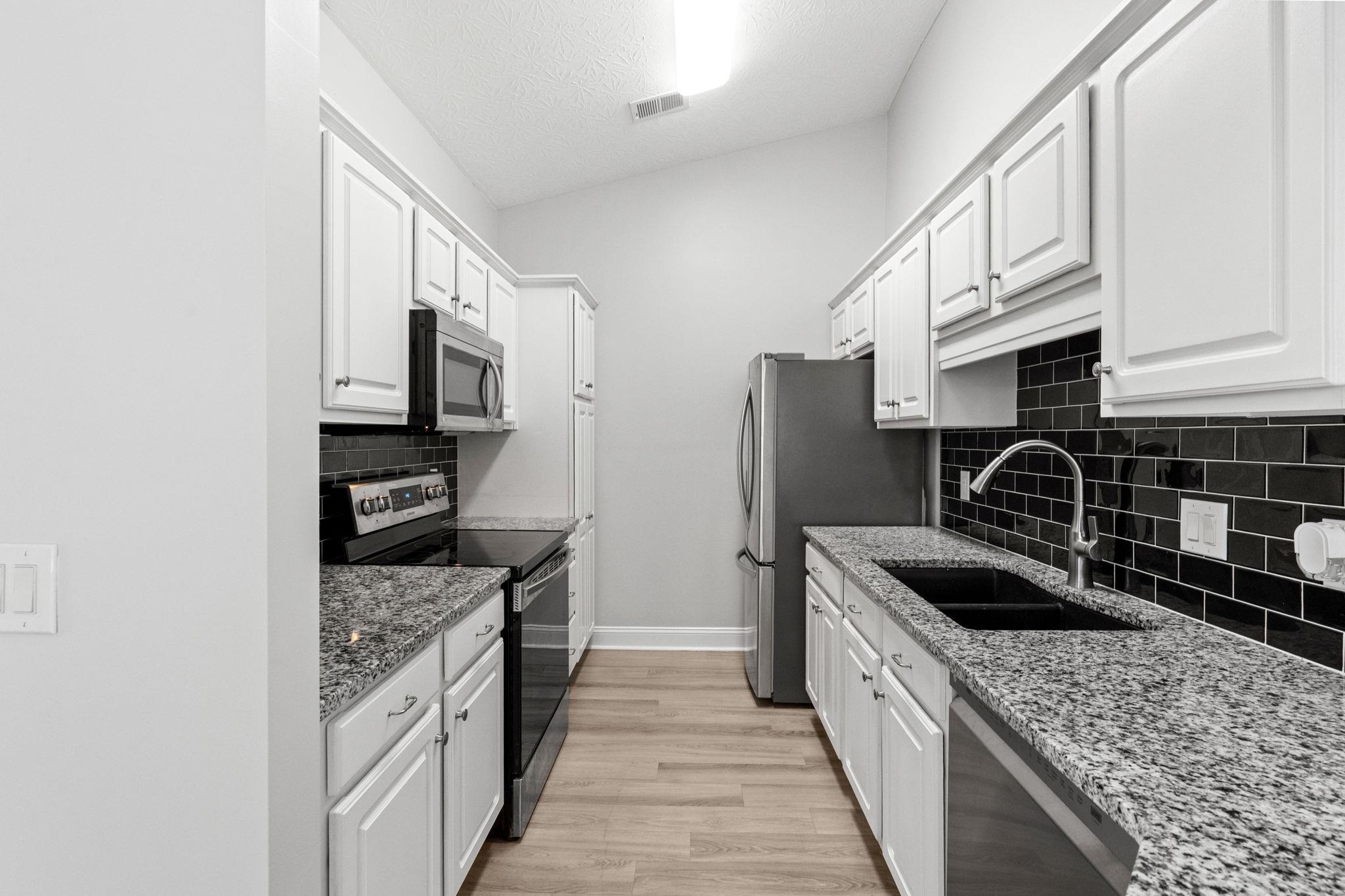 2617957 | Photo 19