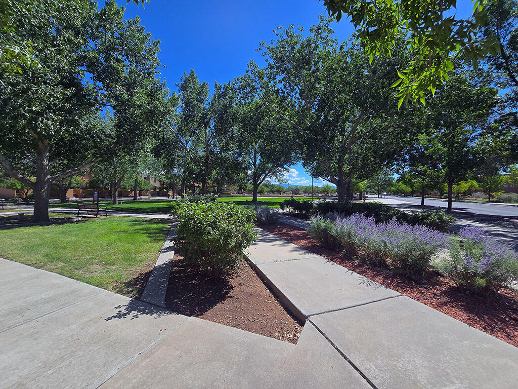 Photo 38 of Single family home for sale at 3 Broken Rock Pl, Santa Fe, NM 87508 | MLS# 1107504 | Listing updated on 2026-09-02