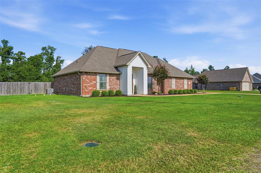 155 Calla Lilly Drive — photo 2