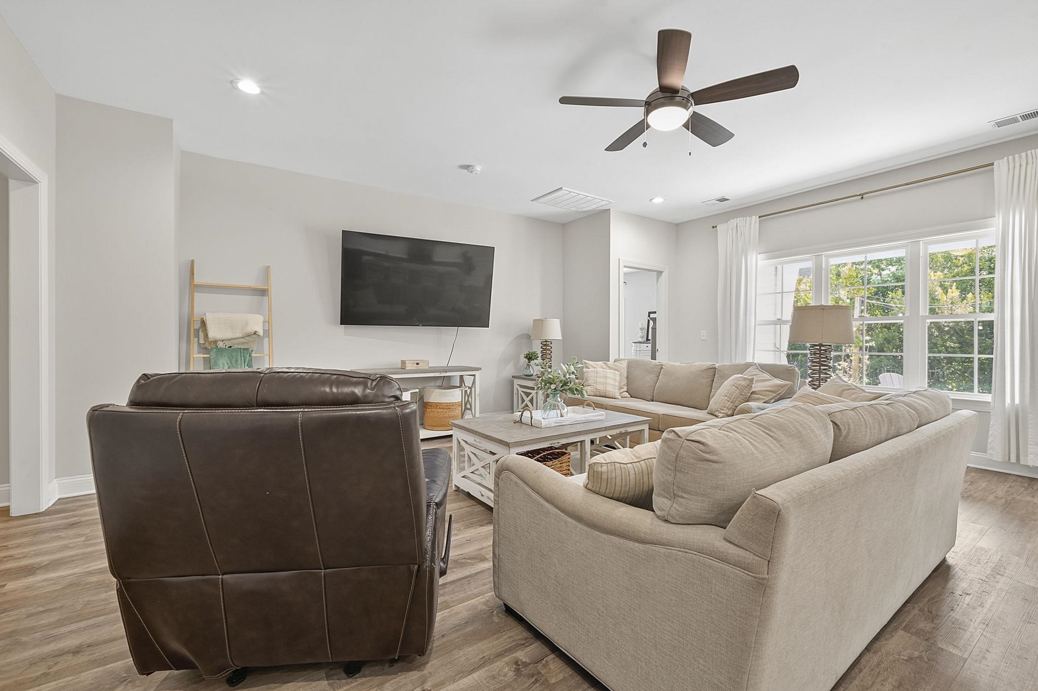 Photo 3 of Single family home for sale at 420 Retriever Ct, Murrells Inlet, SC 29576 | MLS# 2618027 | Listing updated on 2026-09-17