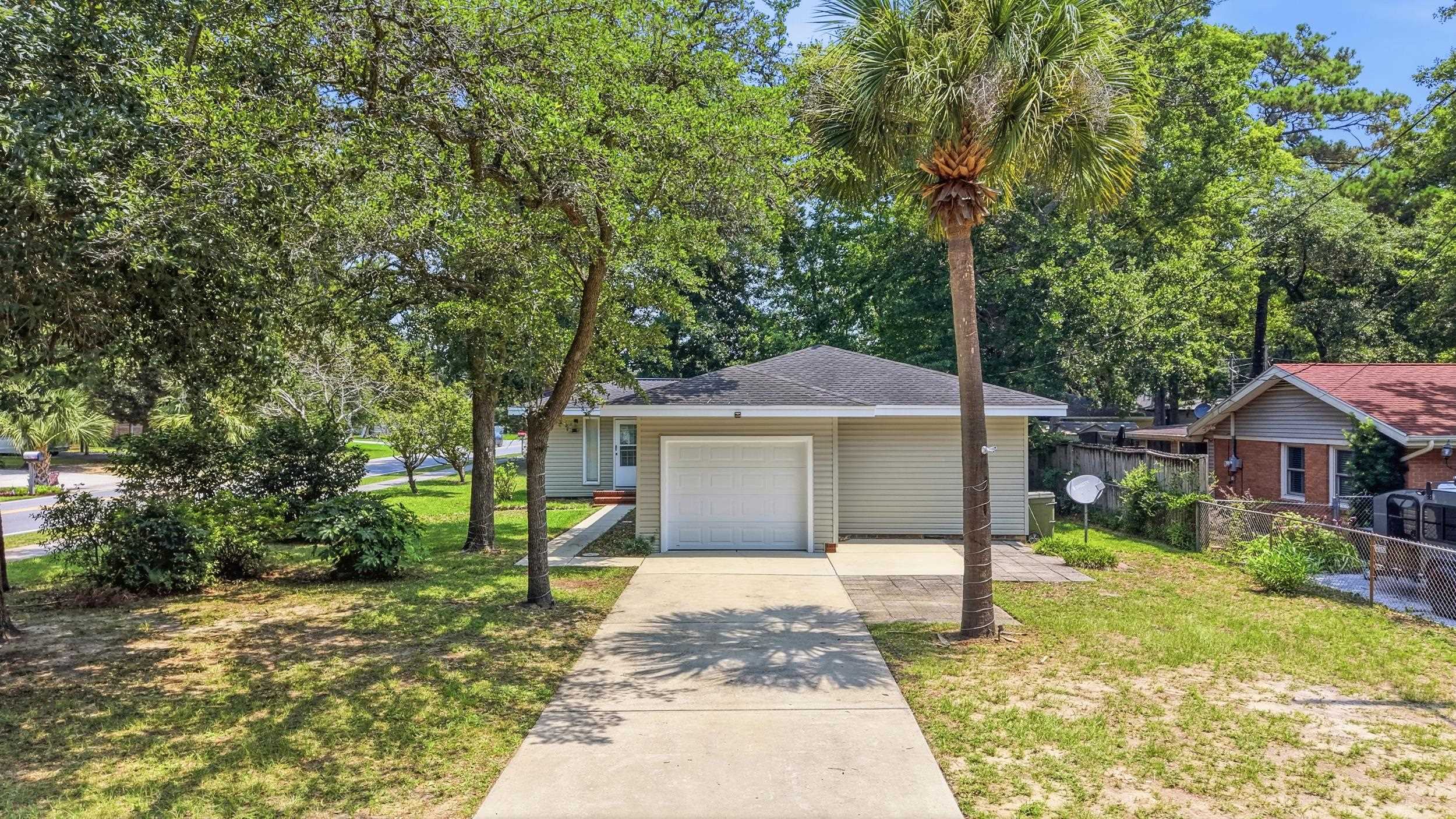 524 Maple Dr. 