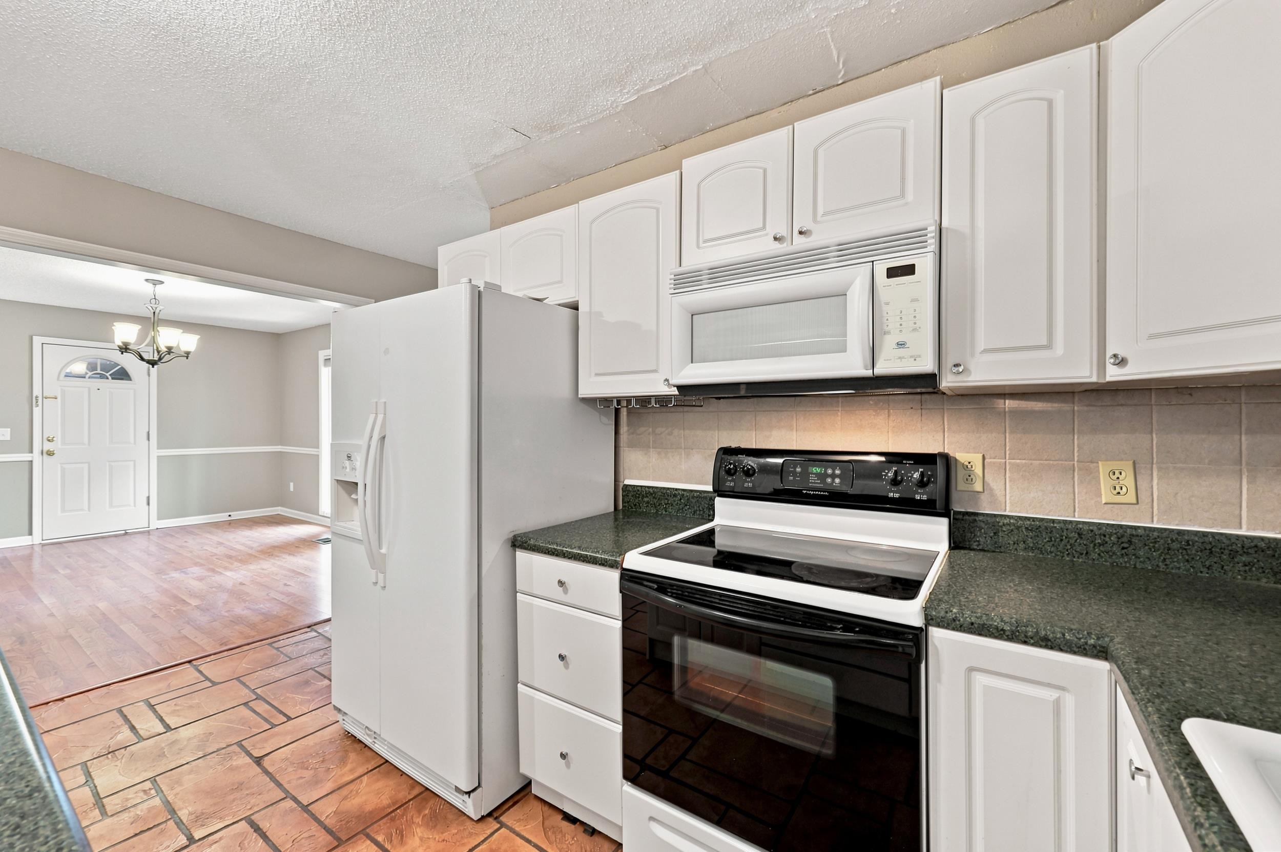 524 Maple Dr. 