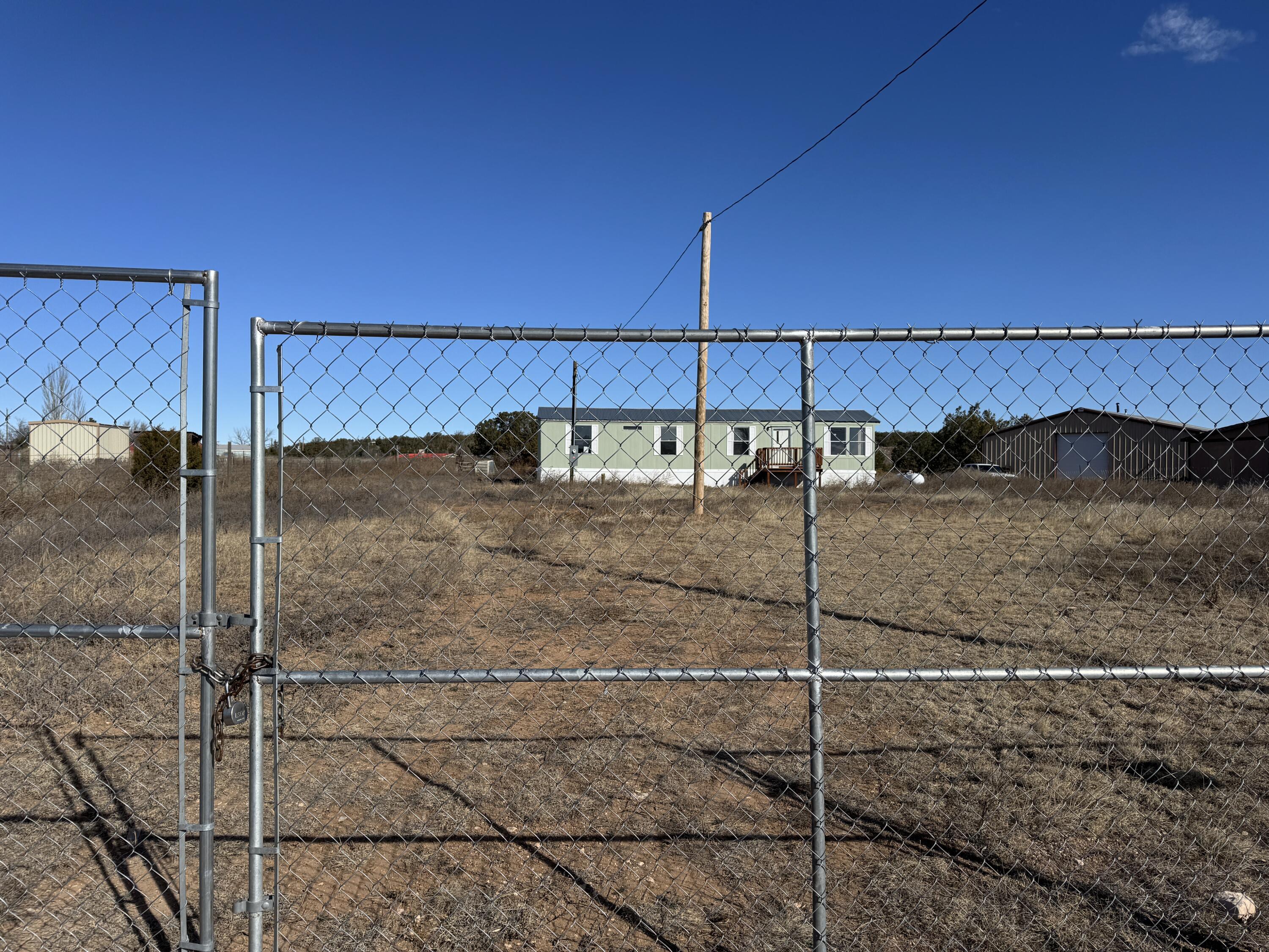 Homes for sale in Edgewood, NM | 4 B Lois Ct, Edgewood, NM 87015 | MLS# 1107592