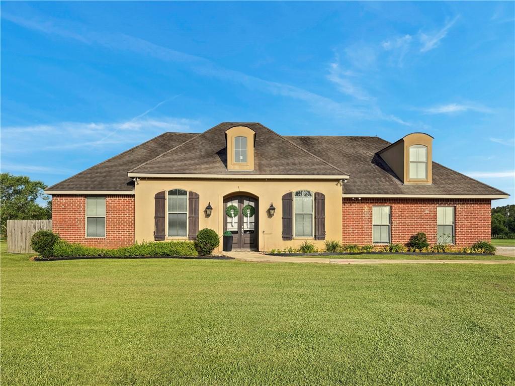 Photo 1 of Single family home for sale at 117 Highland Crst Dr, Covington, LA 70435 | MLS# 2568290 | Listing updated on 2026-10-14