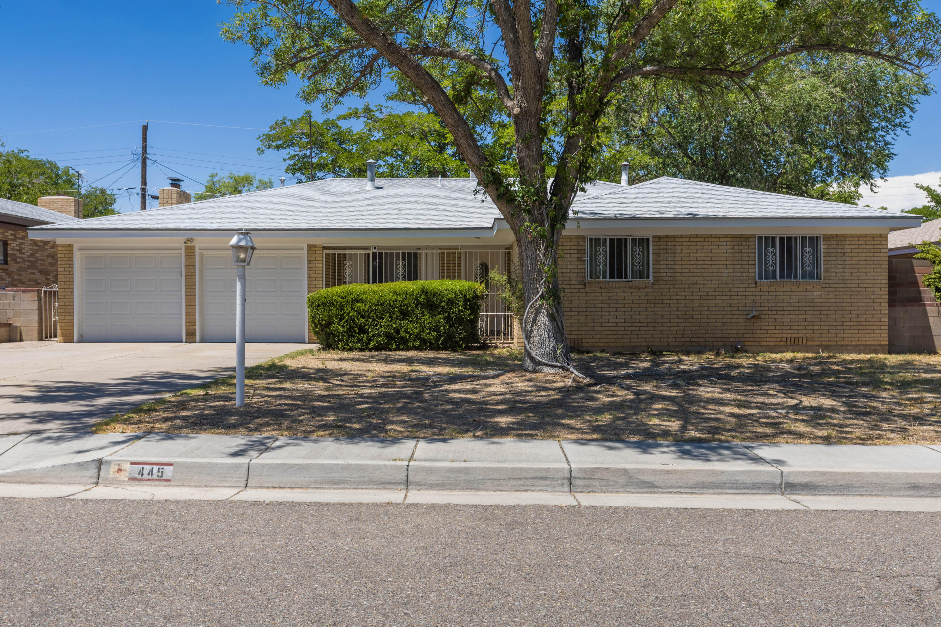 Photo 1 of Sale Pending at 445 Graceland Dr Se, Albuquerque, NM 87108 | MLS# 1107600 | Listing updated on 2026-09-14