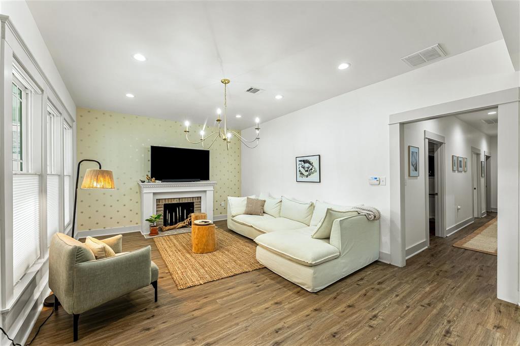 1208 Louisiana Avenue — photo 4
