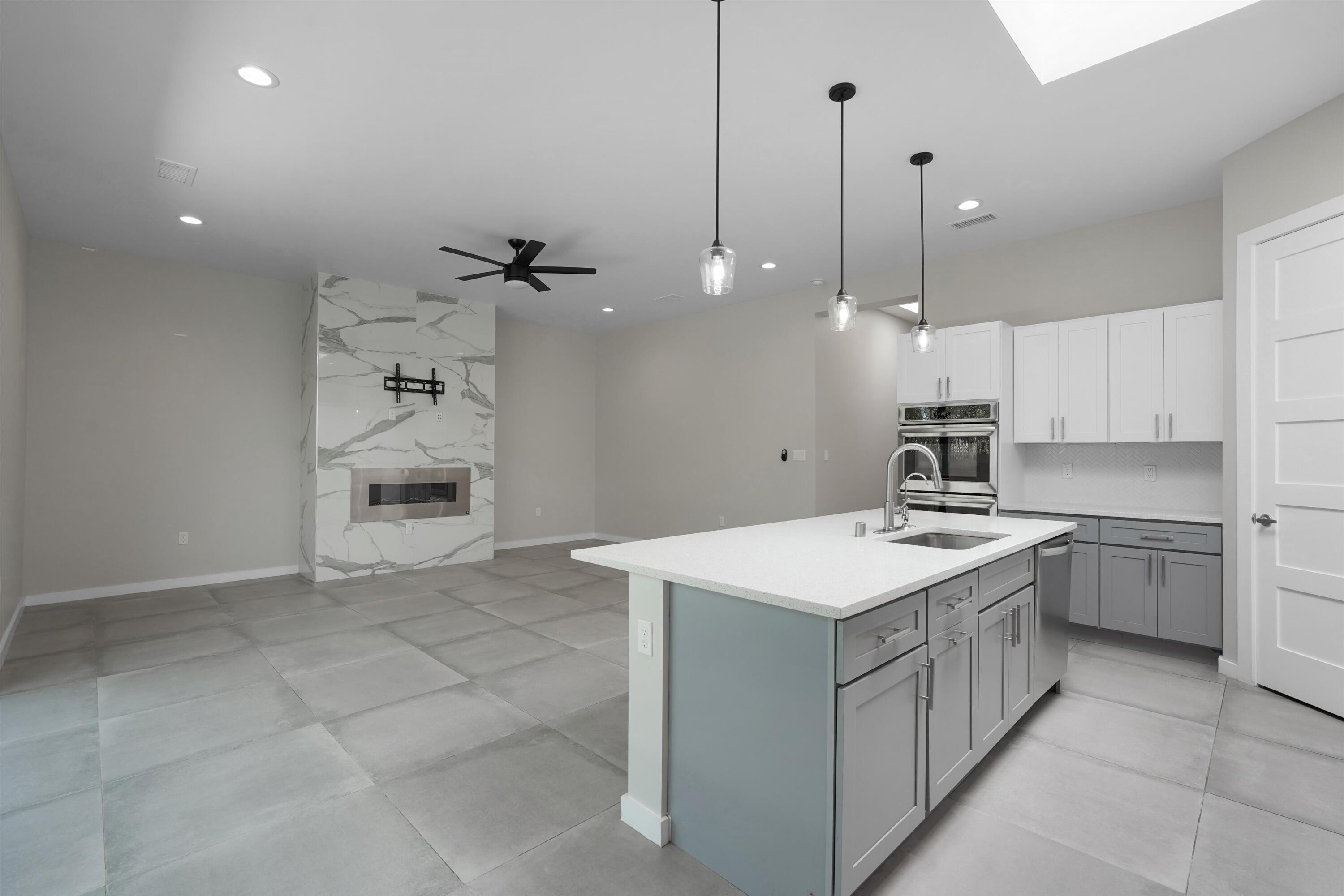 Photo 4 of Single family home for sale at 1702 Lark Dr NE, Rio Rancho, NM 87144 | MLS# 1107618 | Listing updated on 2026-09-22
