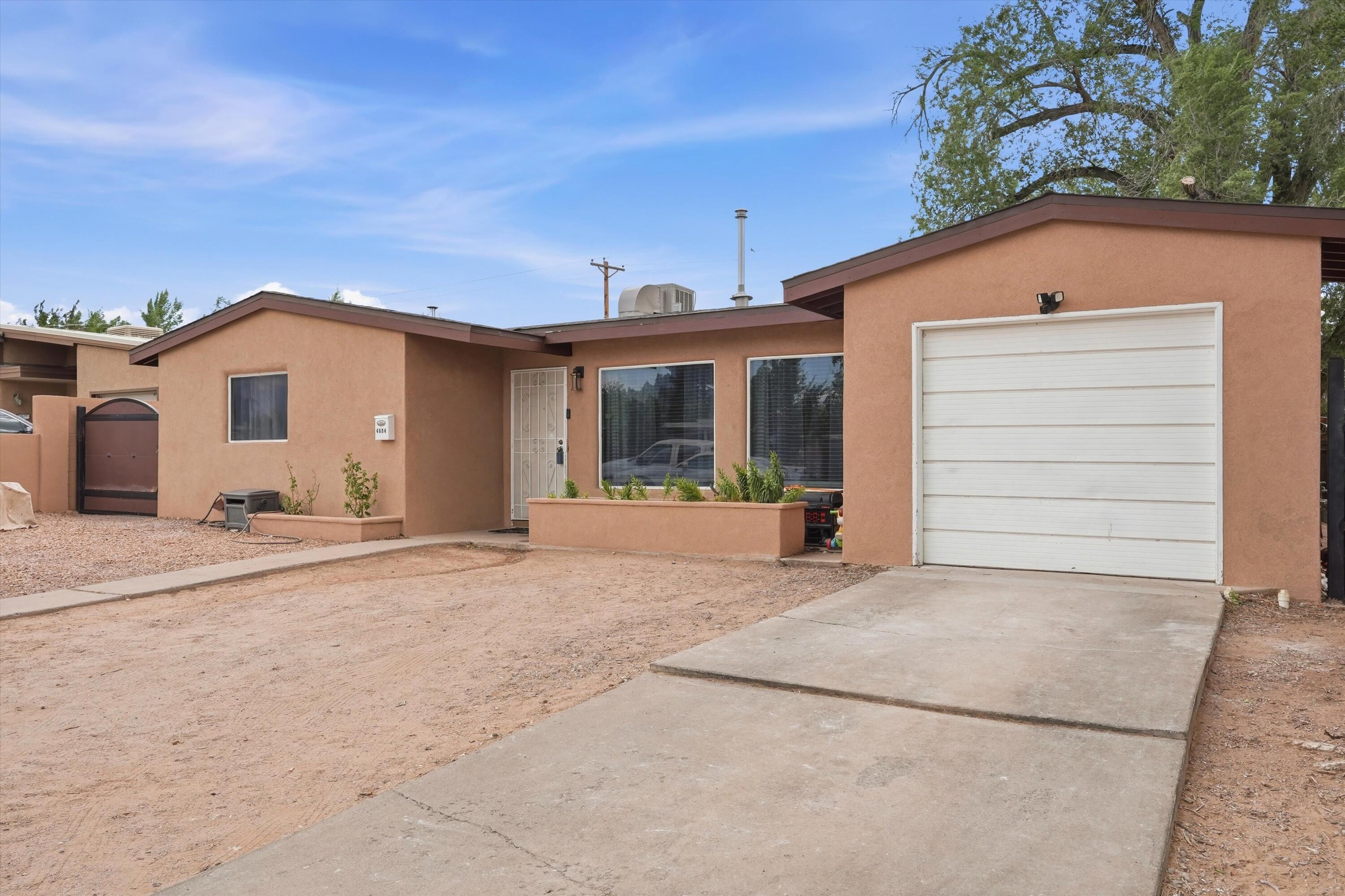 Photo 1 of Single family home for sale at 4604 Palo Duro Ave Ne, Albuquerque, NM 87110 | MLS# 1107648 | Listing updated on 2026-09-17