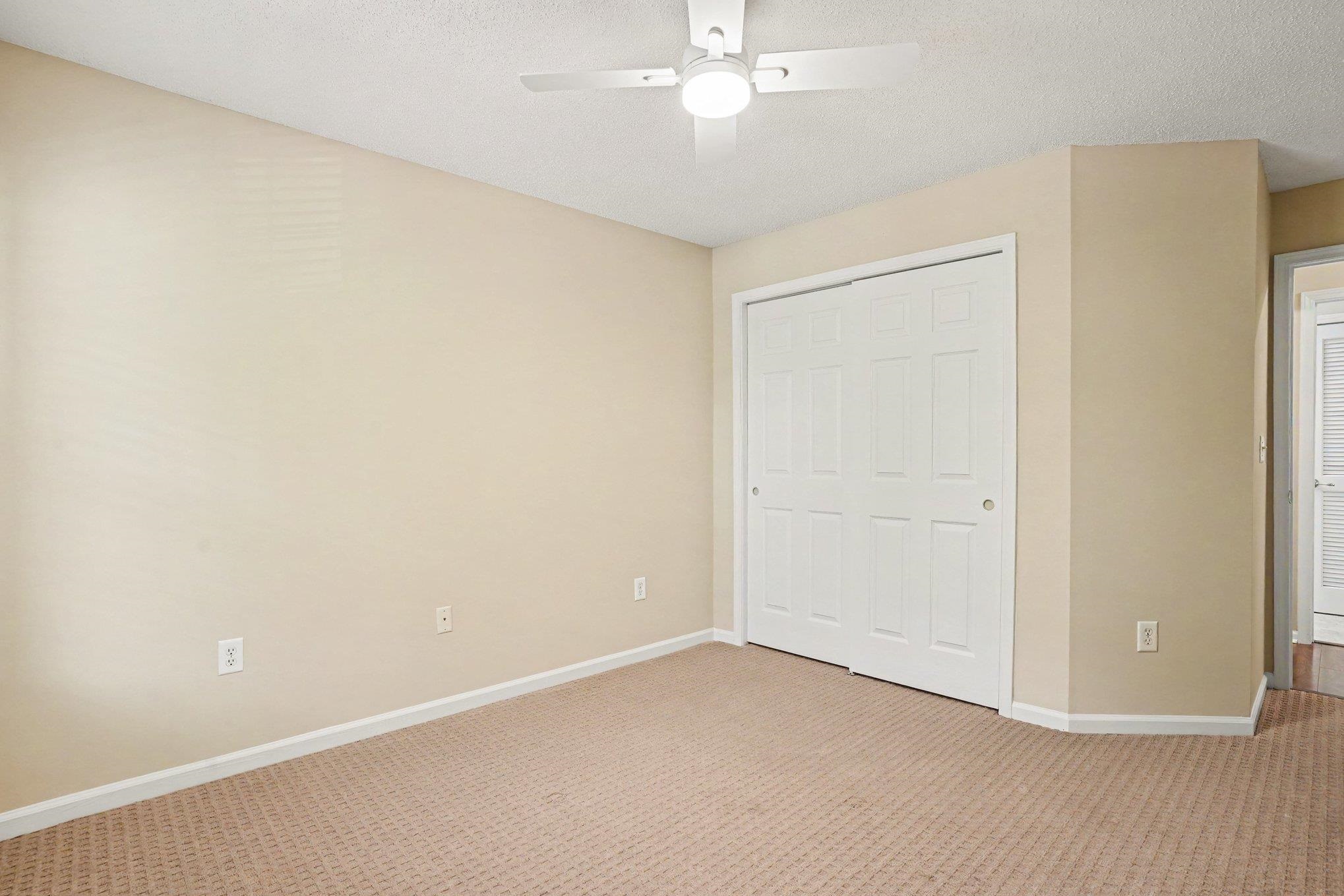 2618190 | Photo 24