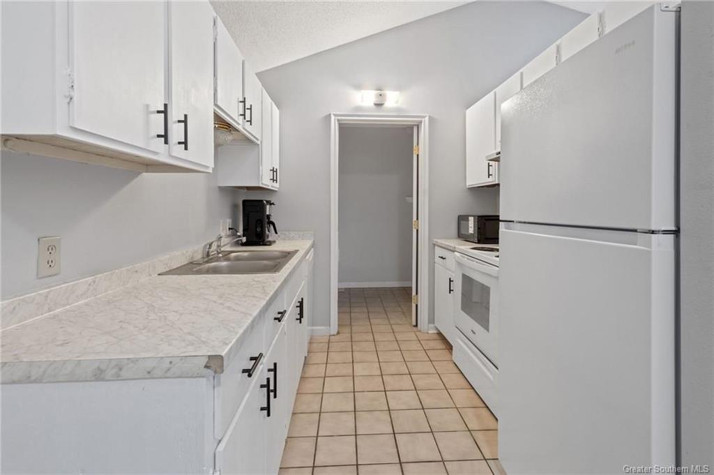 1851 Fox Run Drive 3 — photo 5