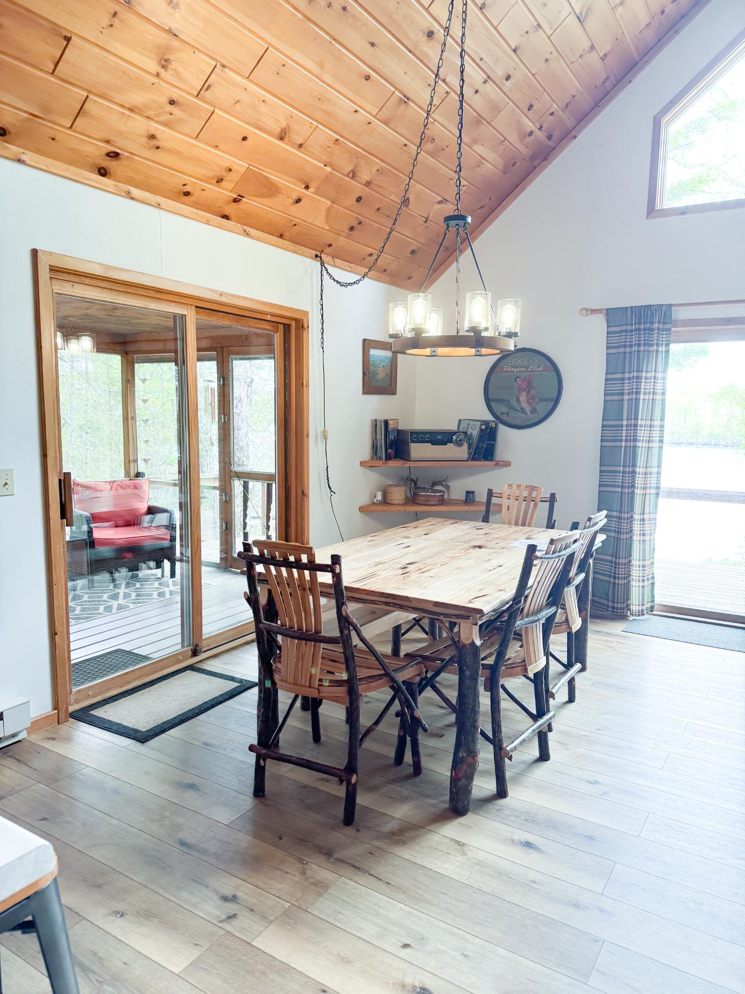 Rock Lake Property 13706 Songbird Trl Photo 6