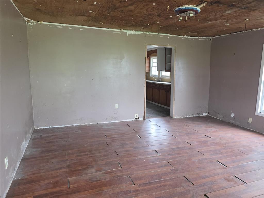 2618 Ruth Street — photo 4
