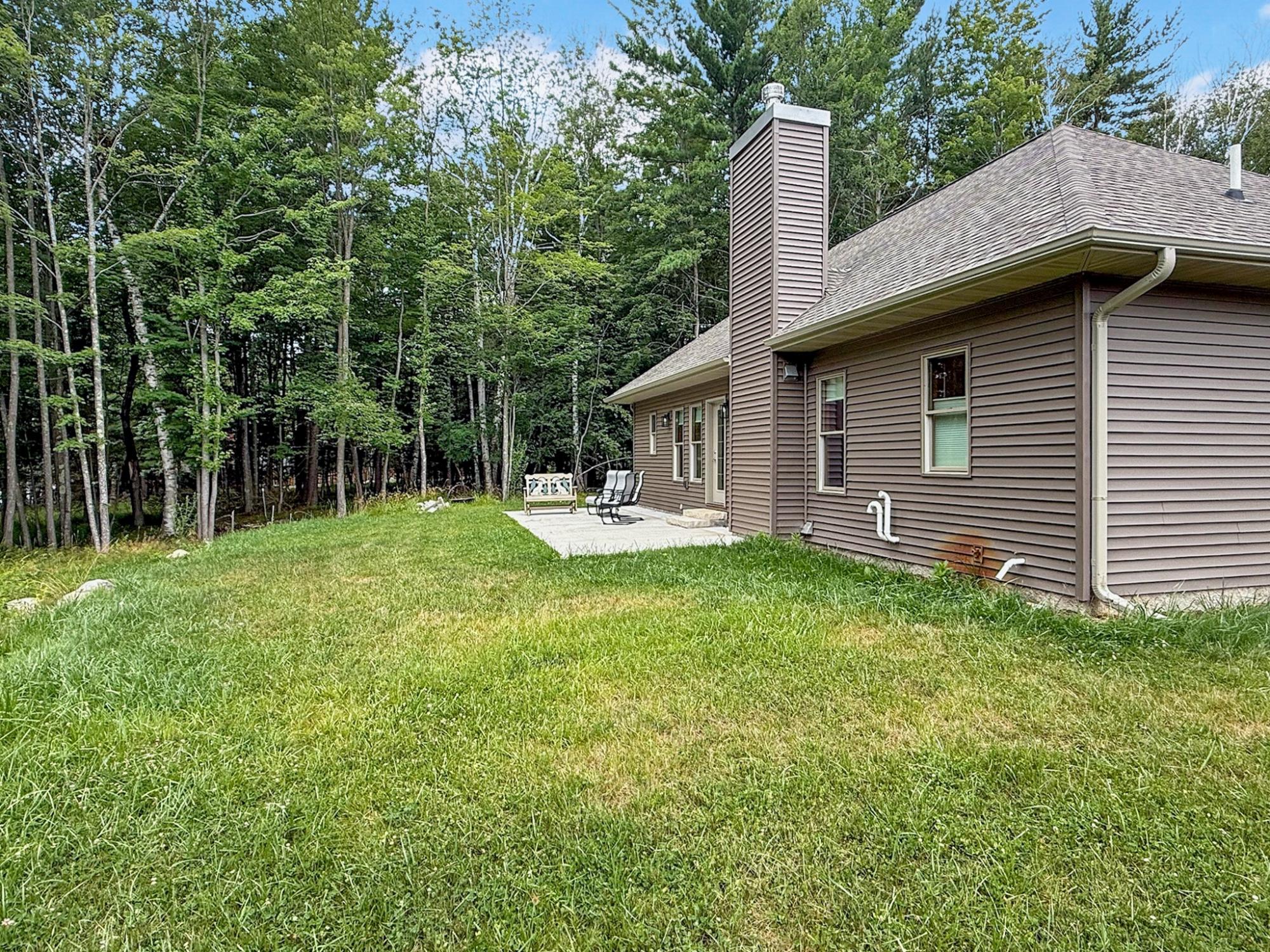 River Property Property 406 Sherburn St Photo 28