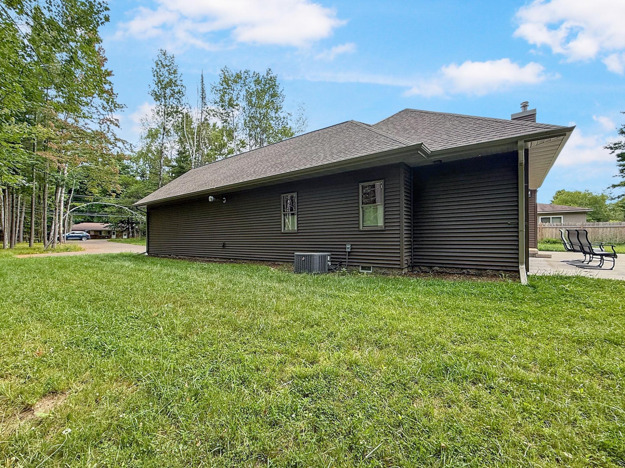 River Property Property 406 Sherburn St Photo 30