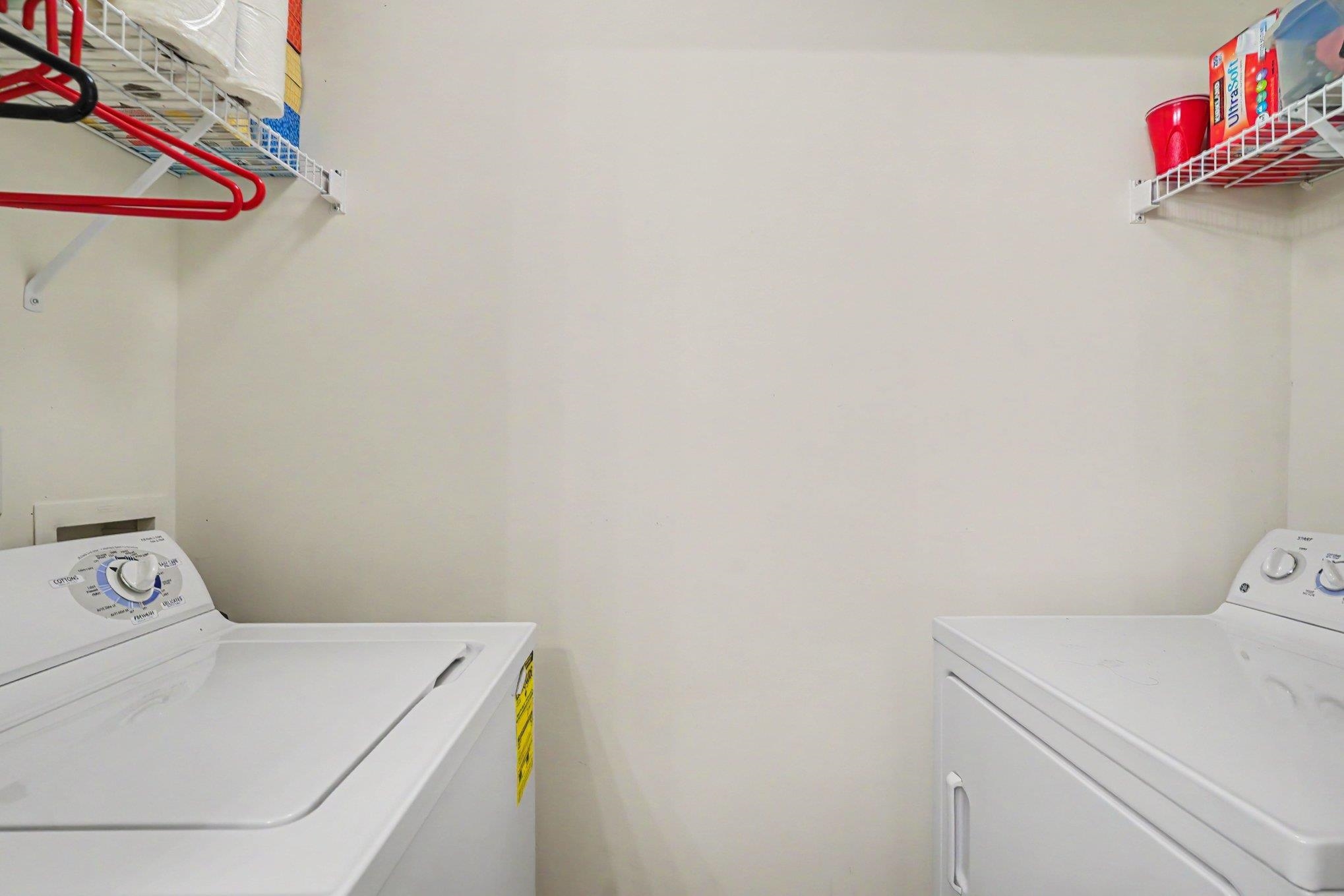 2618337 | Photo 22