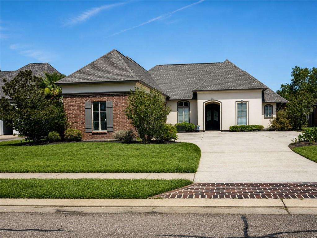 Photo 1 of Single family home for sale at 8415 Quiet Crk Dr, Denham Springs, LA 70726 | MLS# 2569052 | Listing updated on 2026-09-25