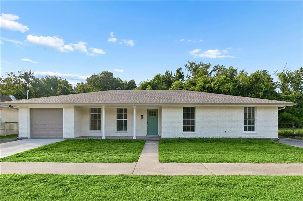 Single family home for sale at 3113 Meraux Ln, Violet, LA 70092 | MLS# 2569173