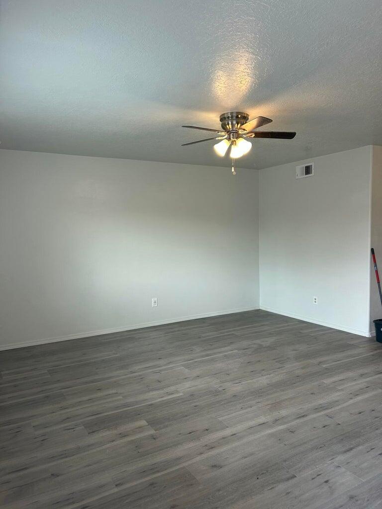 Photo 4 of Sale Pending at 1100 10th Street SW, Albuquerque, NM 87102 | MLS# 1107819 | Listing updated on 2026-10-17