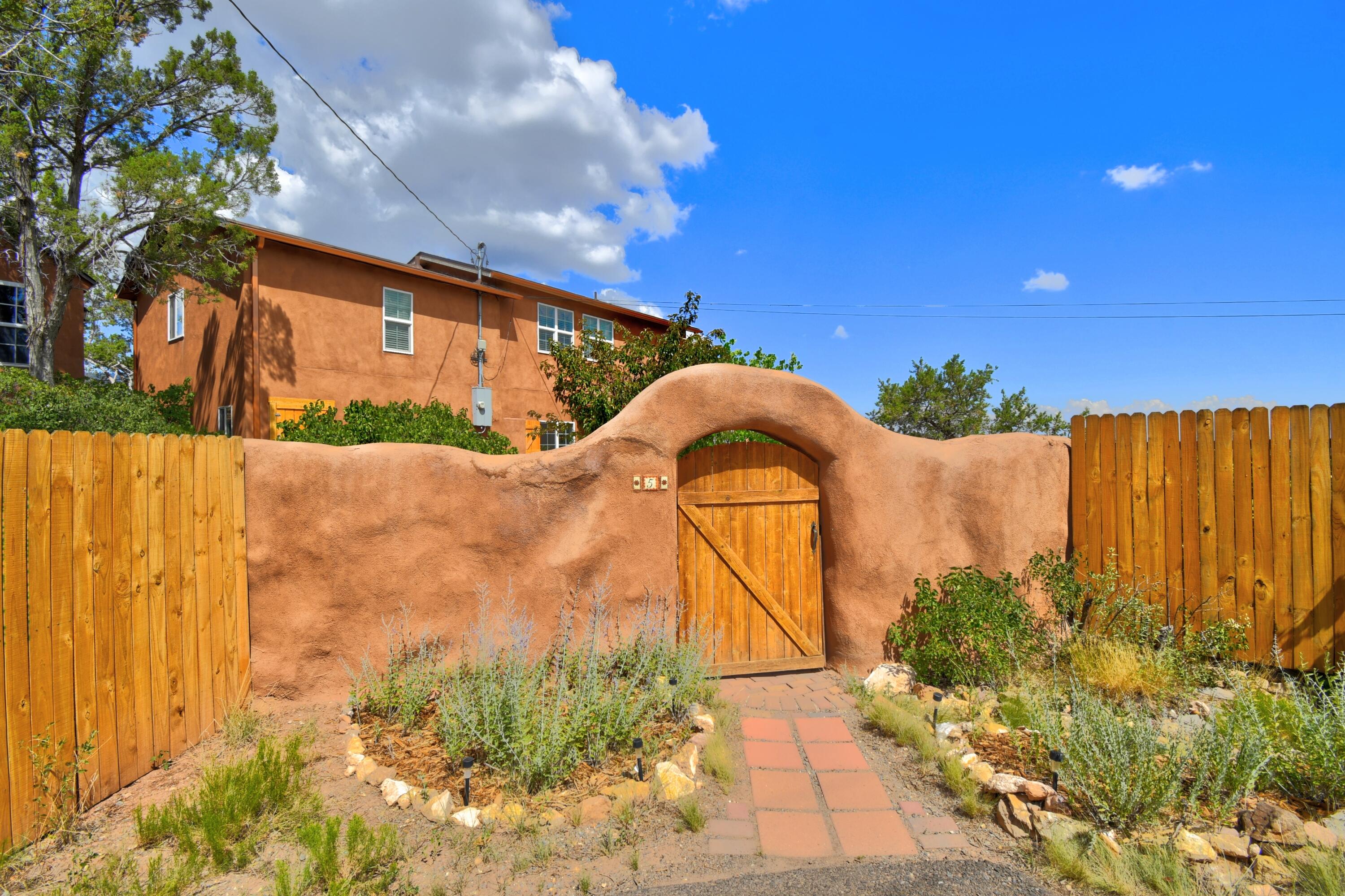 5 Lakeview Circle