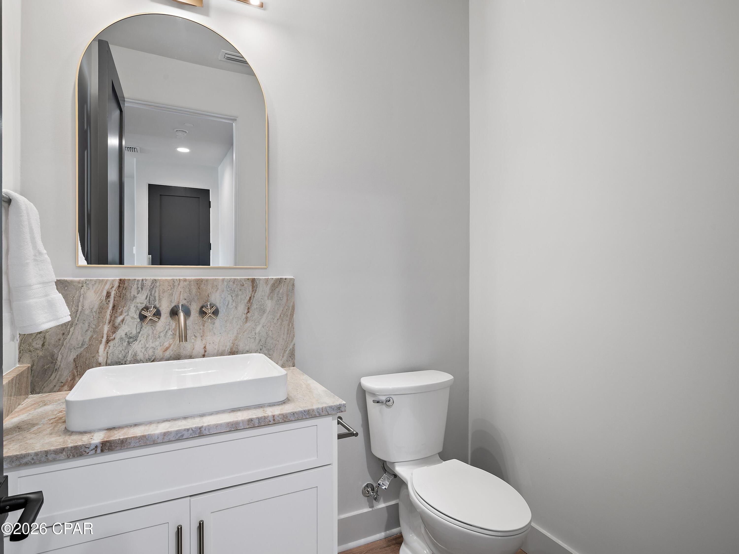 101 Deluna Place B, Panama City Beach, FL 32413 thumbnail, photo 27 of 32
