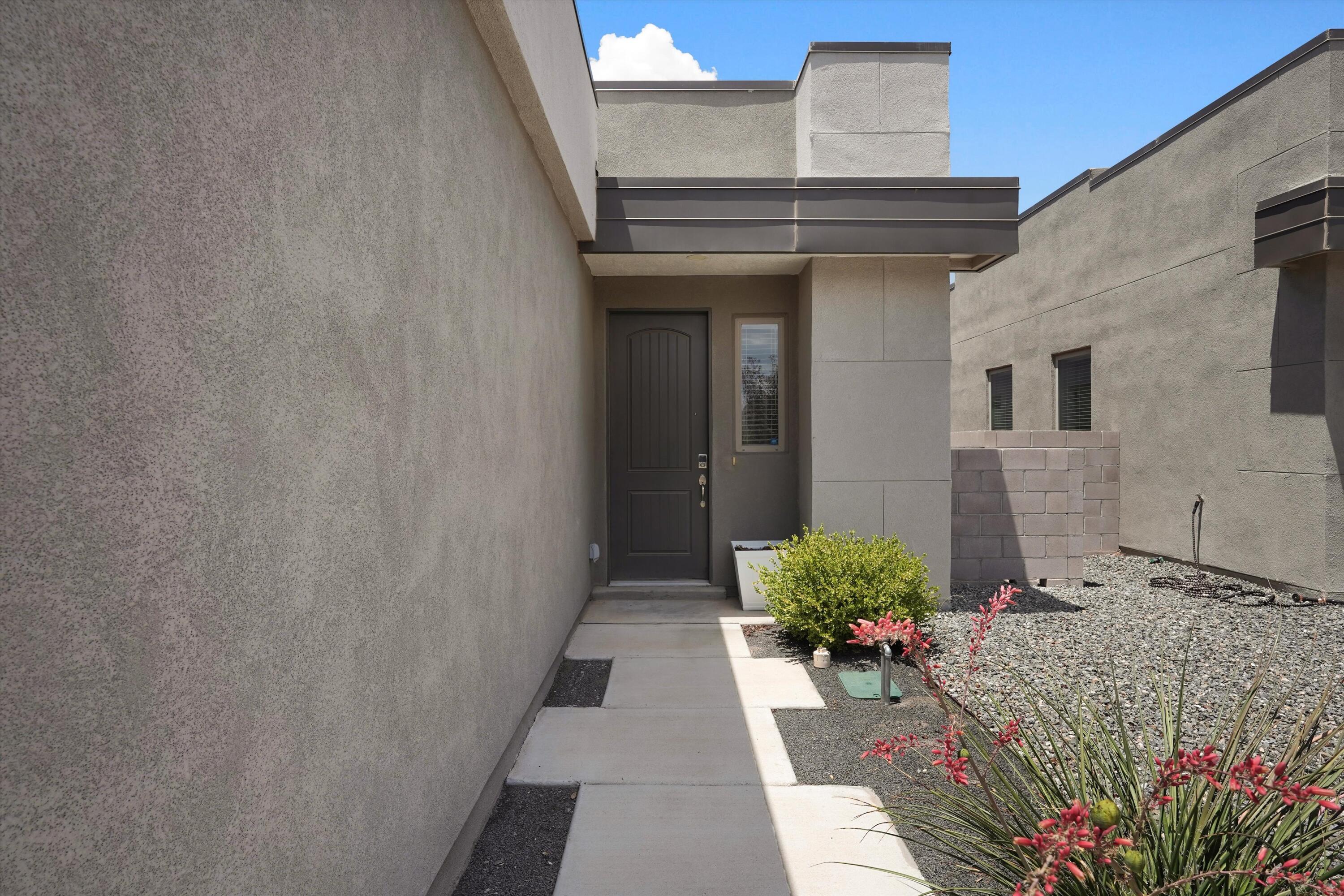 Photo 3 of Sale Pending at 5719 Cosmo Pl NE, Rio Rancho, NM 87144 | MLS# 1107894 | Listing updated on 2026-09-17