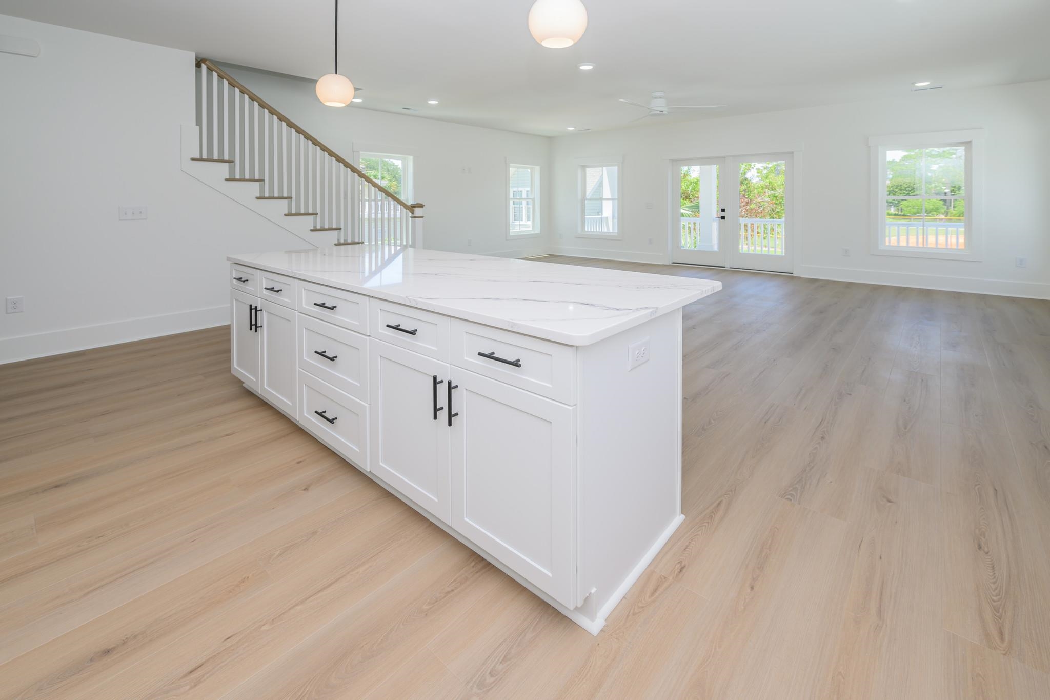 613 South Dogwood 