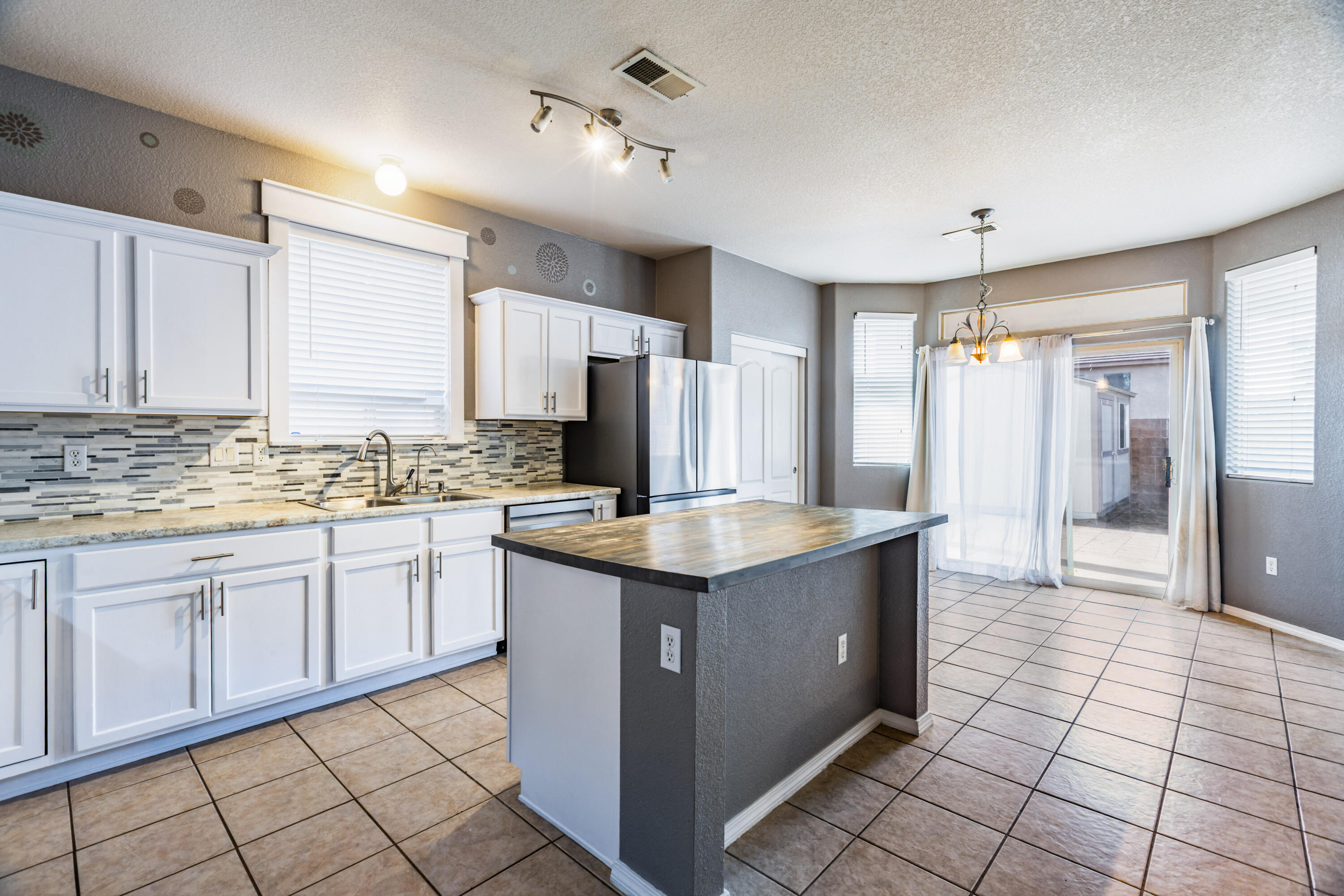 5th image of 1014 Toscana Dr Se, Rio Rancho, NM 87124 | MLS# 1107941