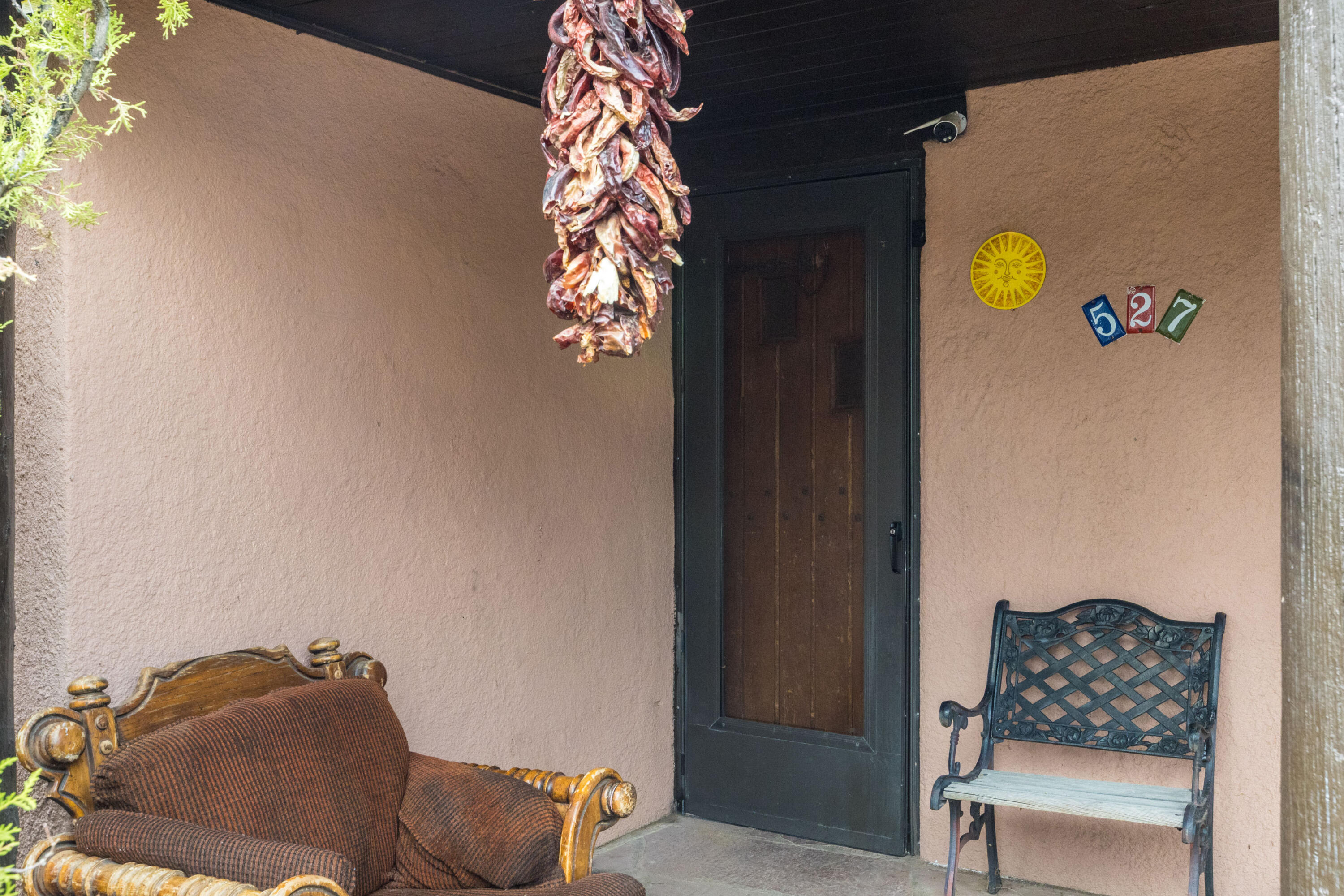 Photo 2 of Single family home for sale at 527 Mesilla St NE, Albuquerque, NM 87108 | MLS# 1107942 | Listing updated on 2026-09-10