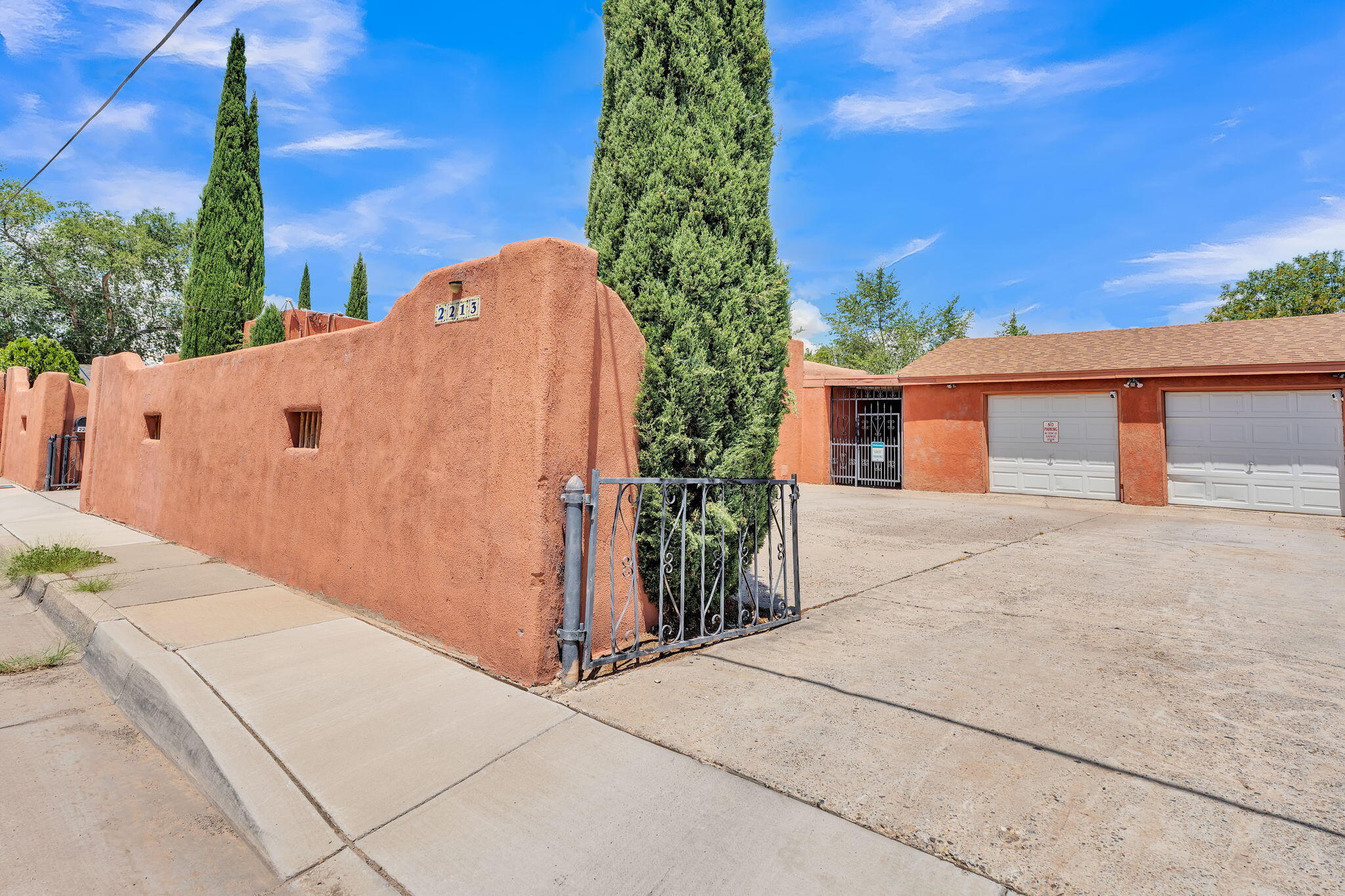 Photo 3 of Single family home for sale at 2213 Dora Ave Nw, Albuquerque, NM 87104 | MLS# 1107944 | Listing updated on 2026-10-09