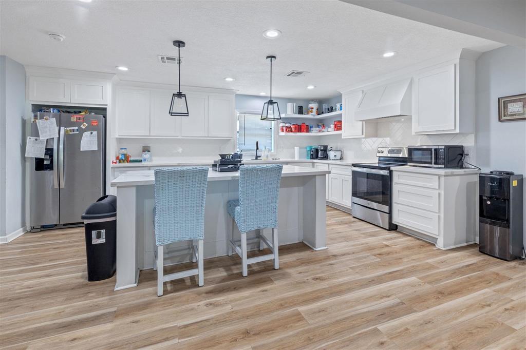 206 Vine St Street — photo 2