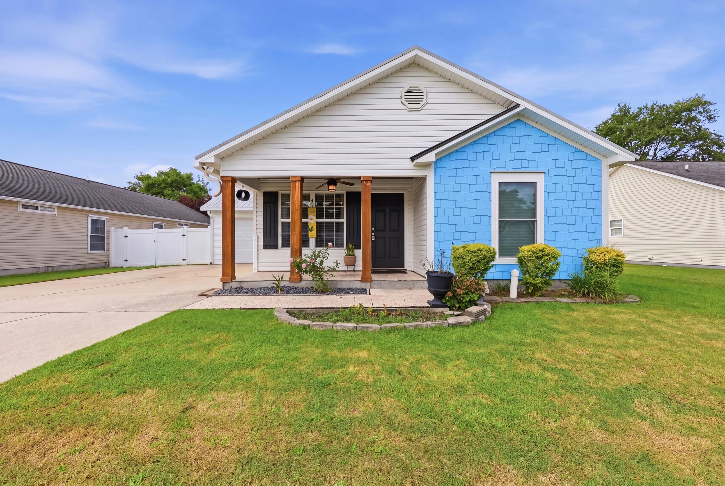 1st image of 5017 Blue Spruce Ln, Murrells Inlet, SC 29576 | MLS# 2618576