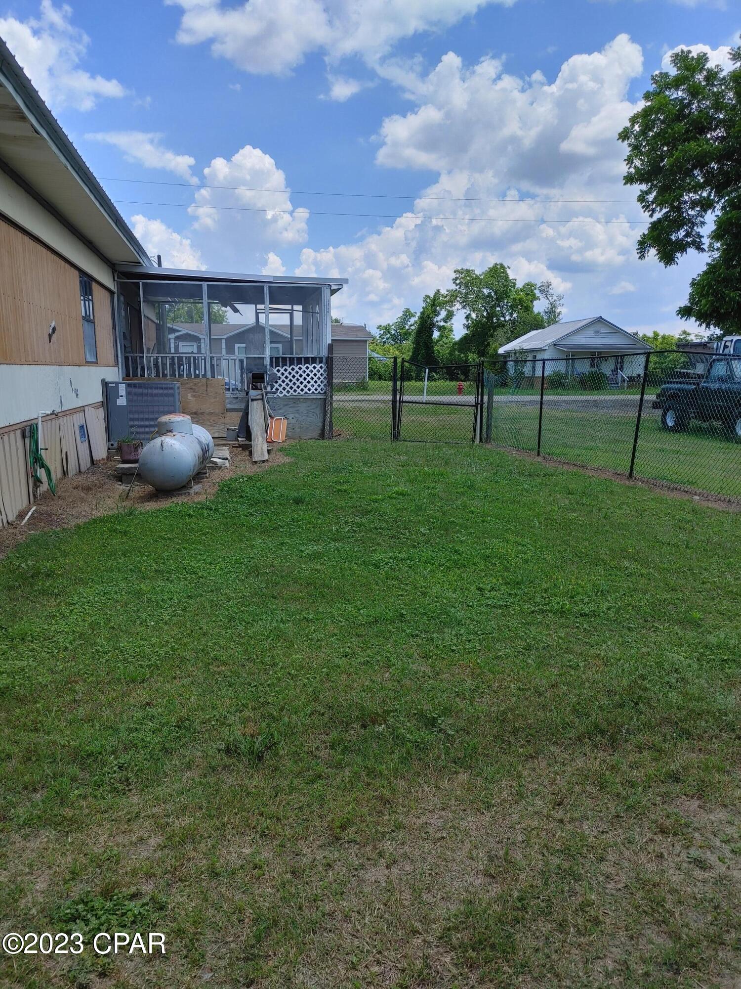 4th image of 25414 Evans St, Altha, FL 32421 | MLS# 793169