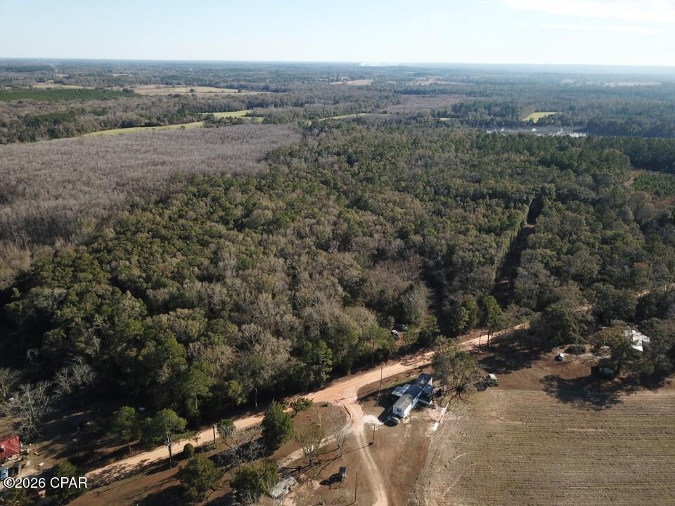 3rd image of 1221 Js Jones Rd, Graceville, FL 32440 | MLS# 793171
