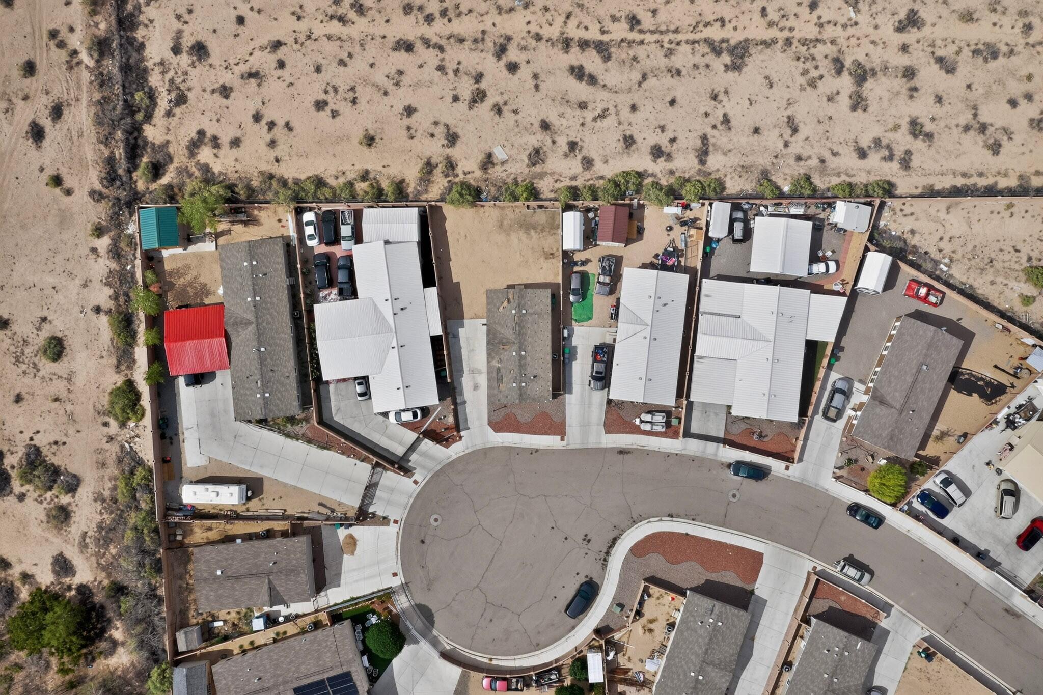 Photo 3 of Sale Pending at 3829 Porto Fino Ct Sw, Albuquerque, NM 87121 | MLS# 1108026 | Listing updated on 2026-09-18