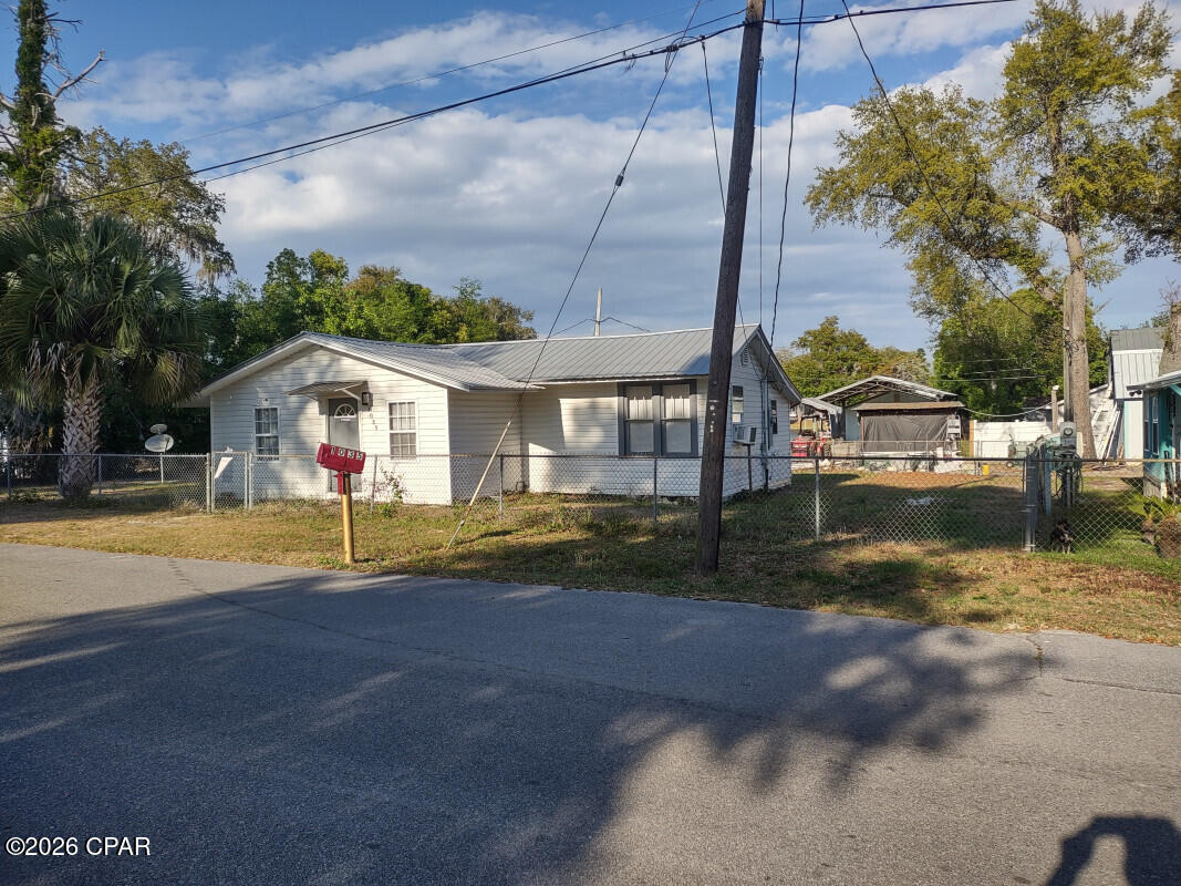 3rd image of 1035 E Park St, Panama City, FL 32404 | MLS# 793234