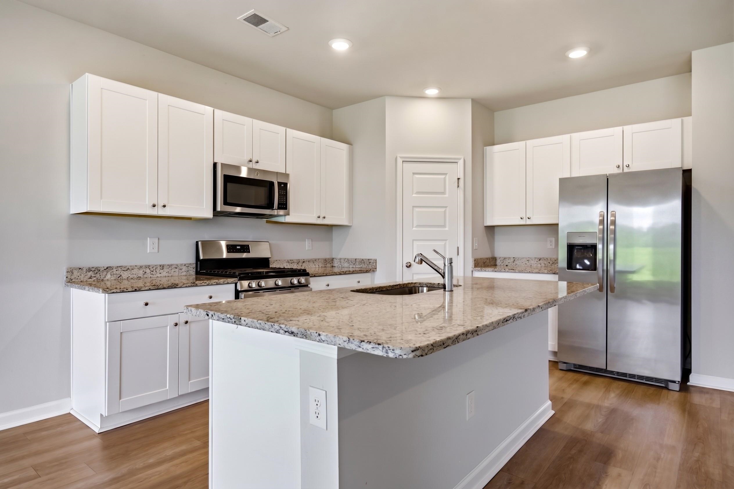 Photo 3 of Single family home for sale at 8048 Forest Edge Dr, Myrtle Beach, SC 29579 | MLS# 2618800 | Listing updated on 2026-09-21