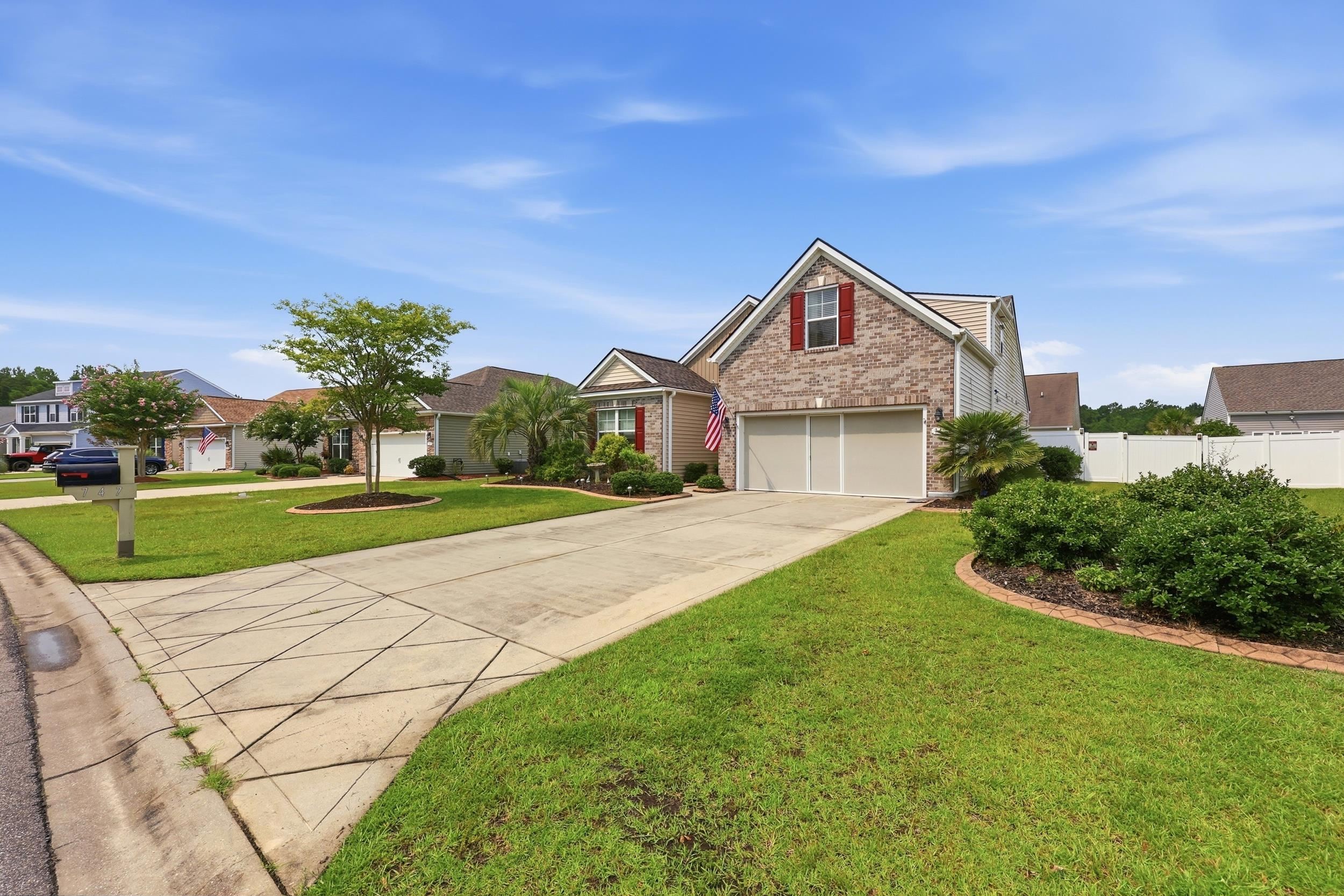 Photo 3 of Single family home for sale at 747 Callant Dr, Little River, SC 29566 | MLS# 2618870 | Listing updated on 2026-10-11