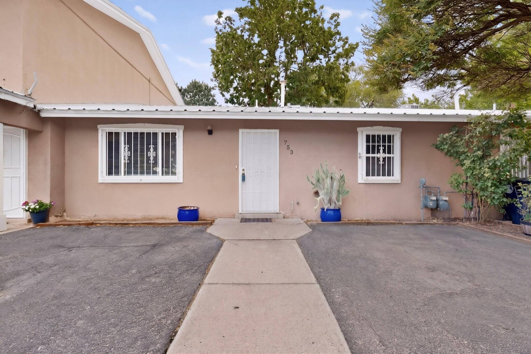 1st image of 753 Camino Floretta Nw, Albuquerque, NM 87107 | MLS# 1108209