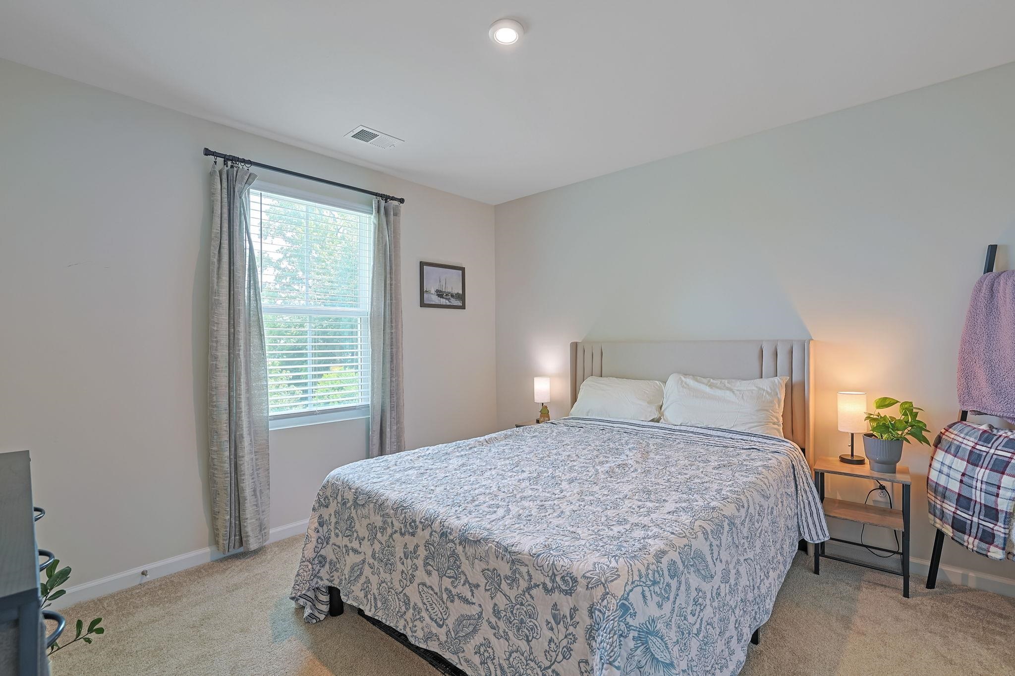 2618954 | Photo 20