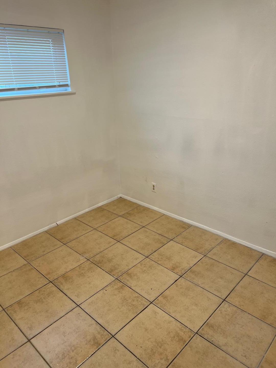 627 Chama Street SE 1 