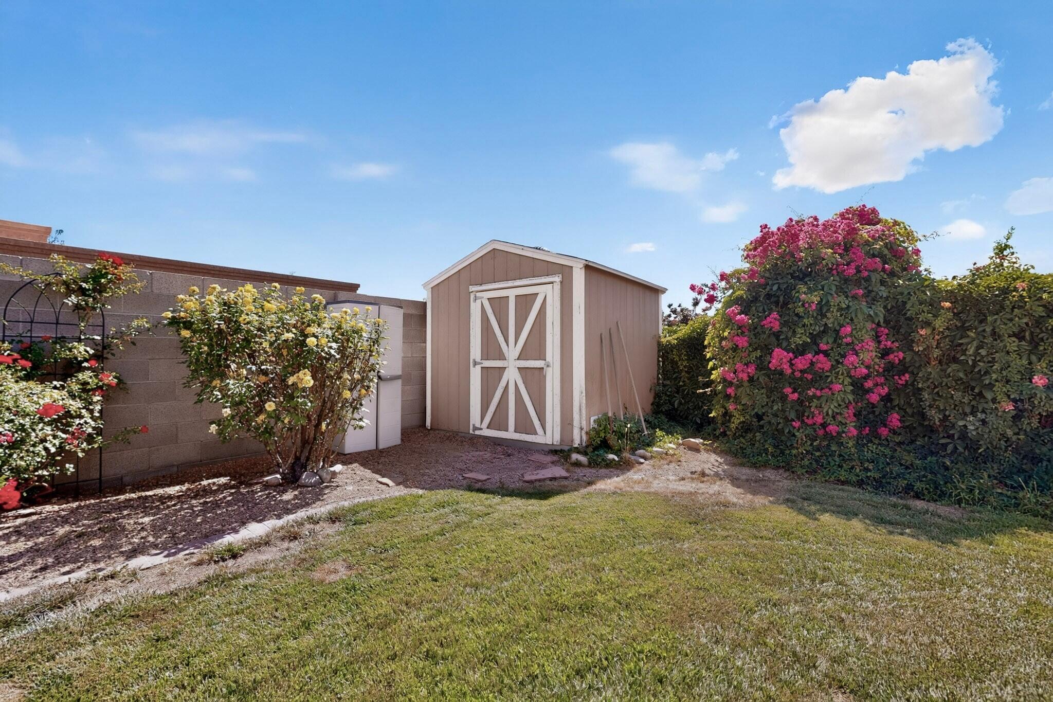 43rd image of 9104 Thornton Ave Ne, Albuquerque, NM 87109 | MLS# 1108296