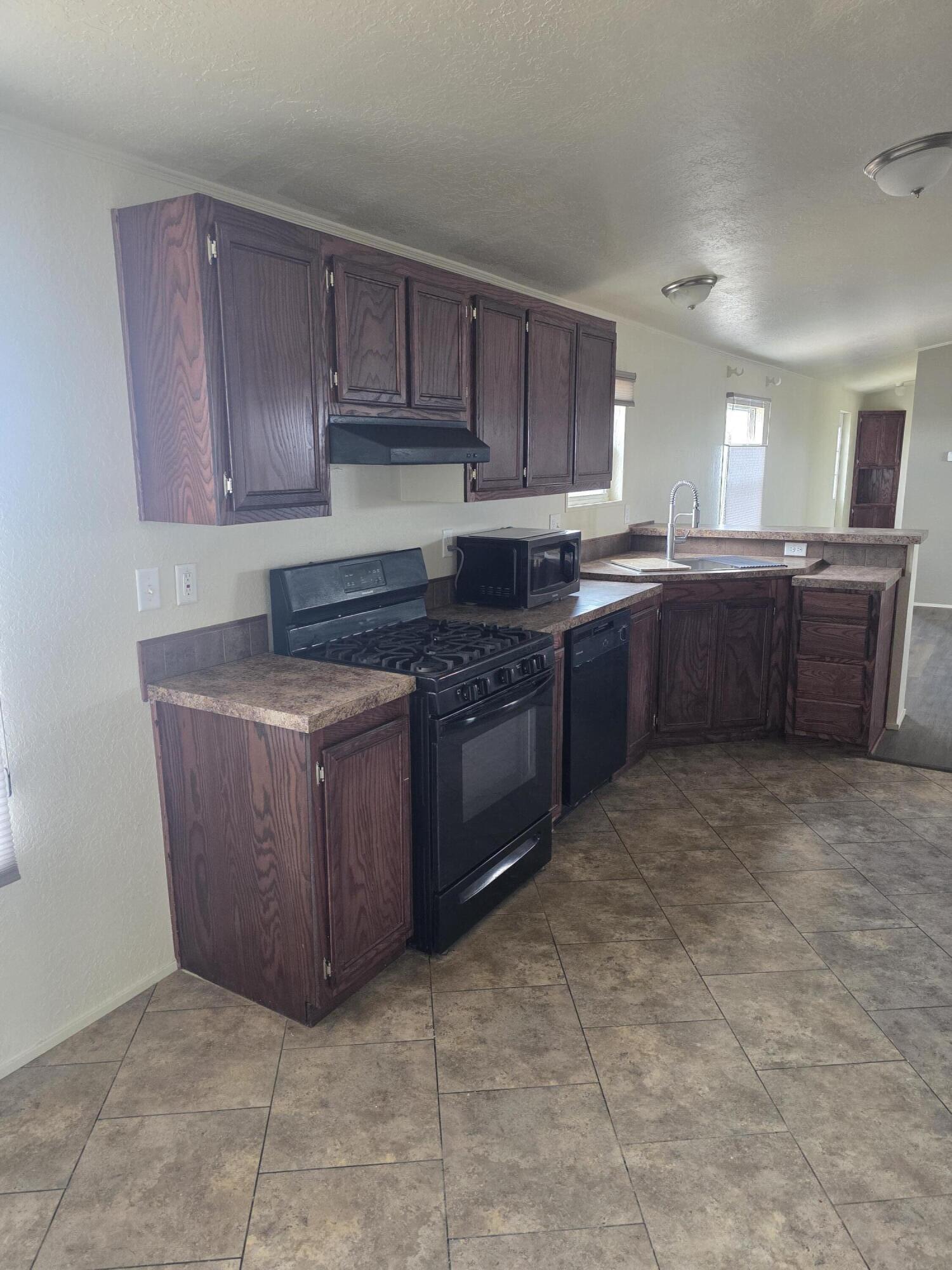 image of 7 Capitan St, Moriarty, NM 87035 | MLS# 1108329