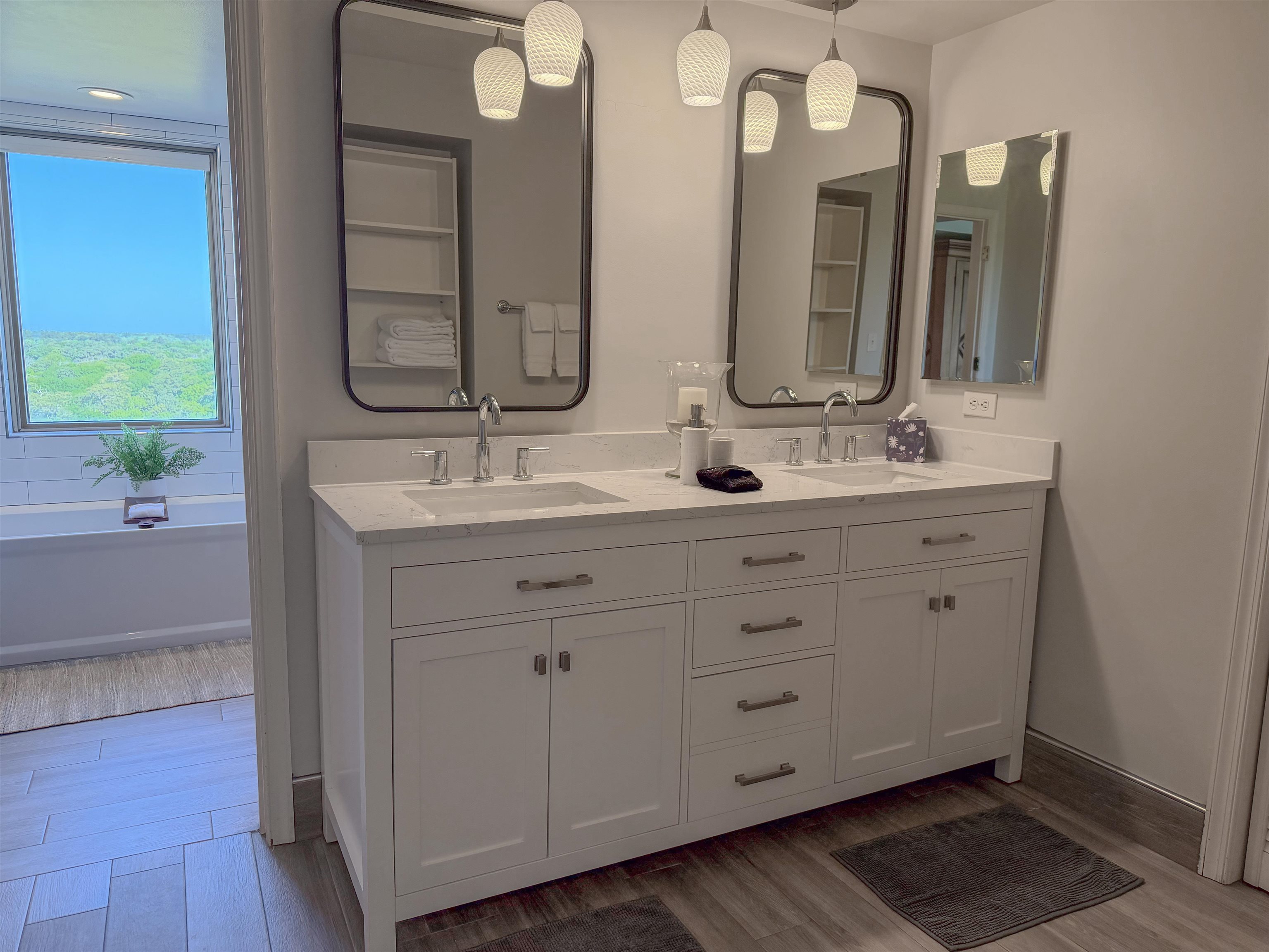 2619035 | Photo 32