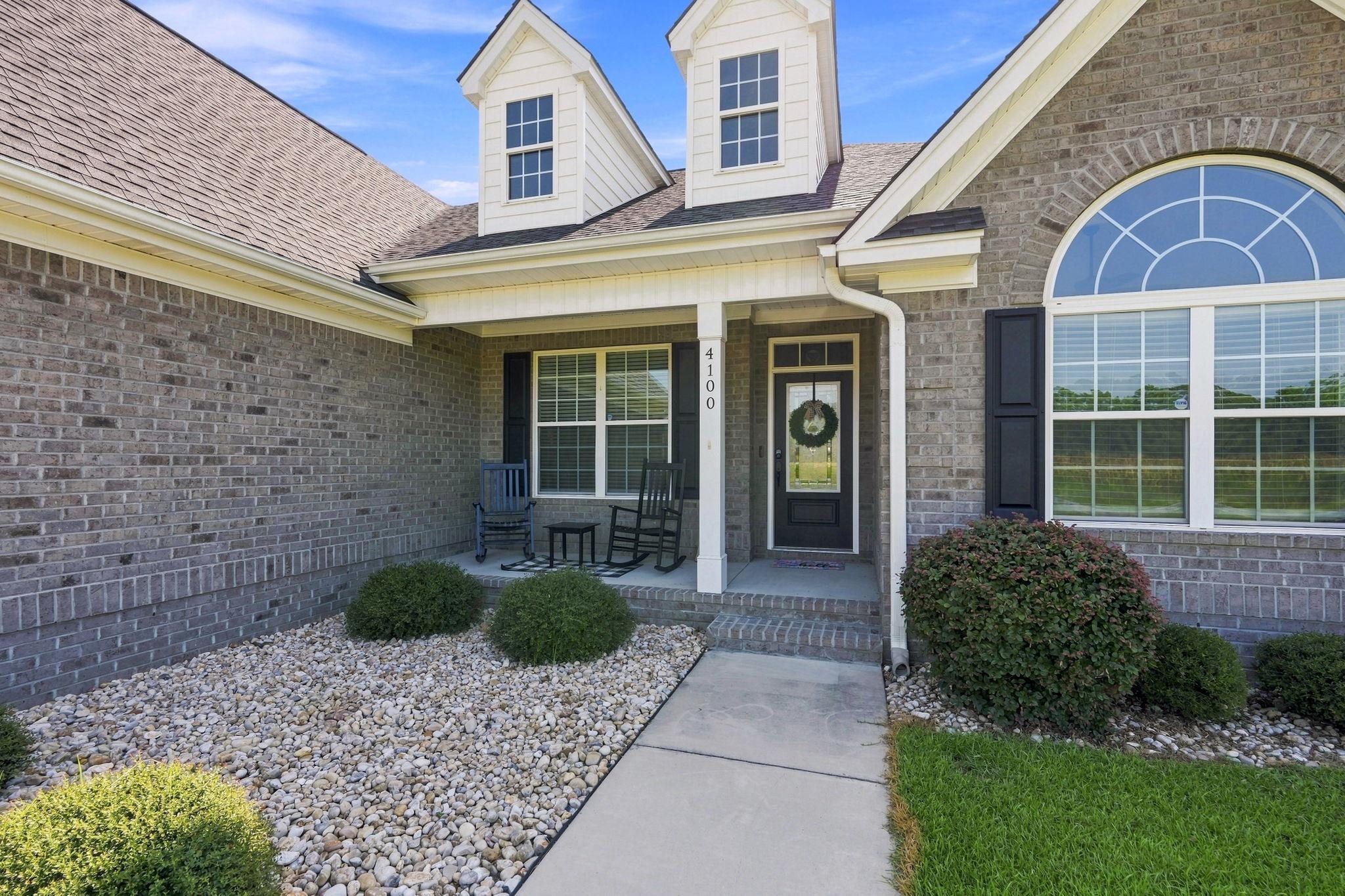 2619054 | Photo 2